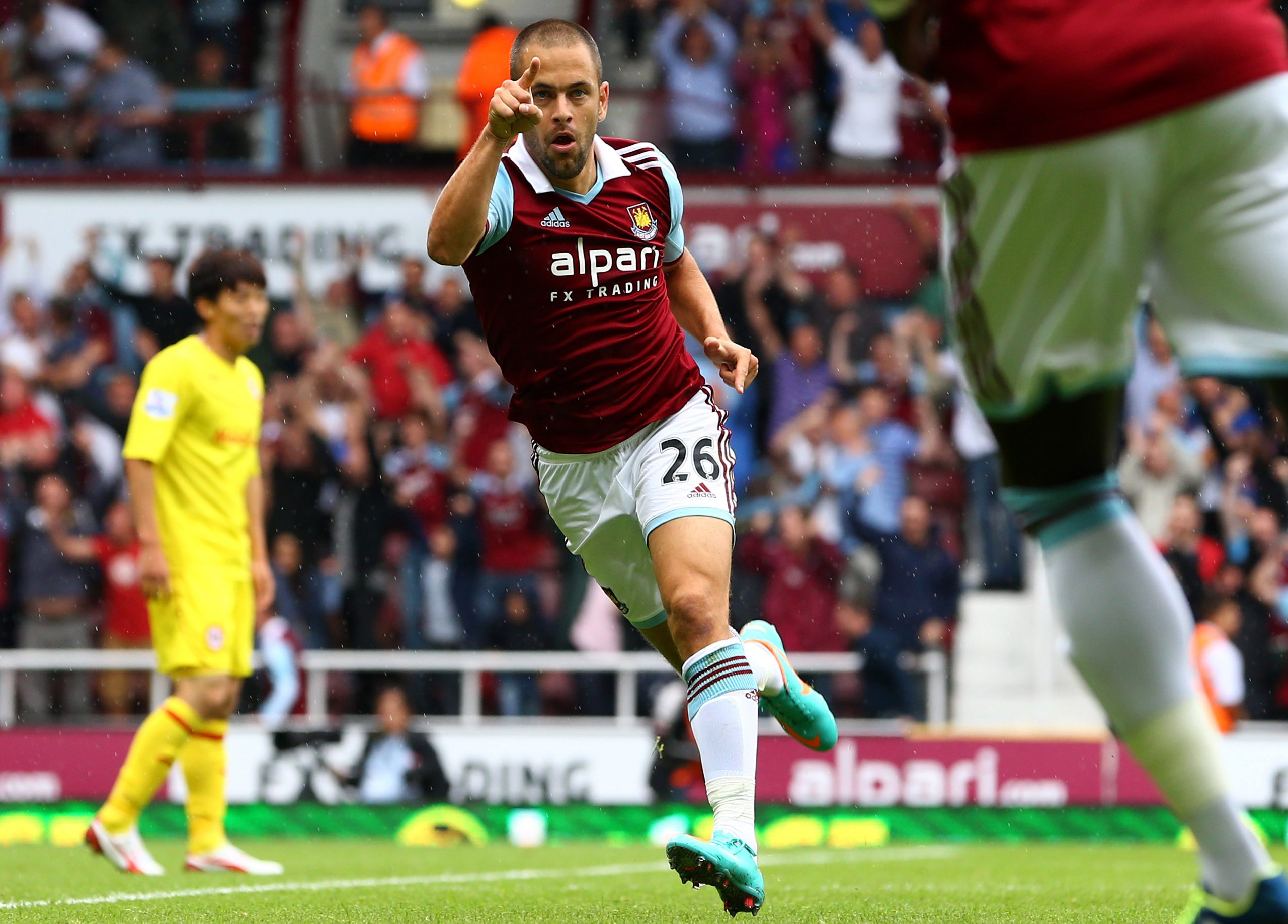 Joe Cole photo 3