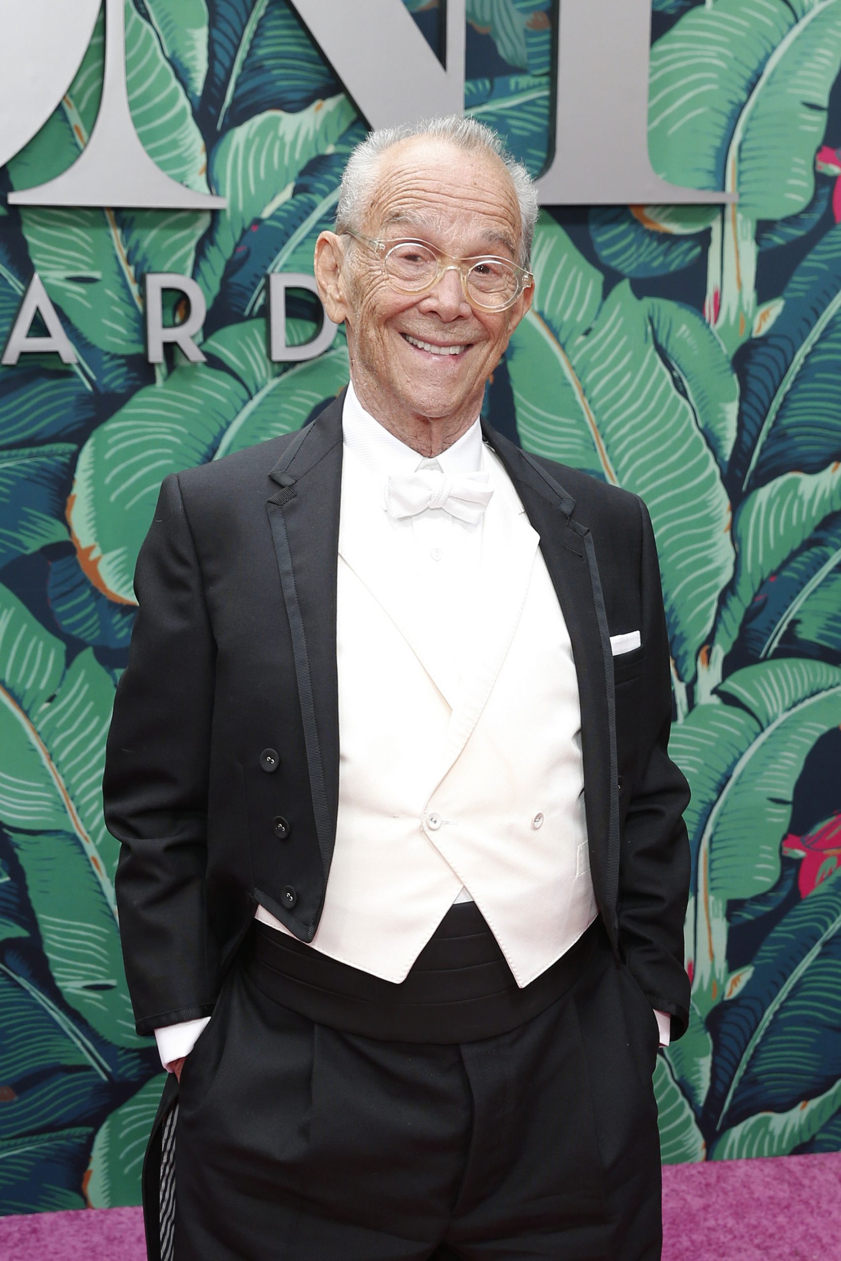 Joel Grey photo 3