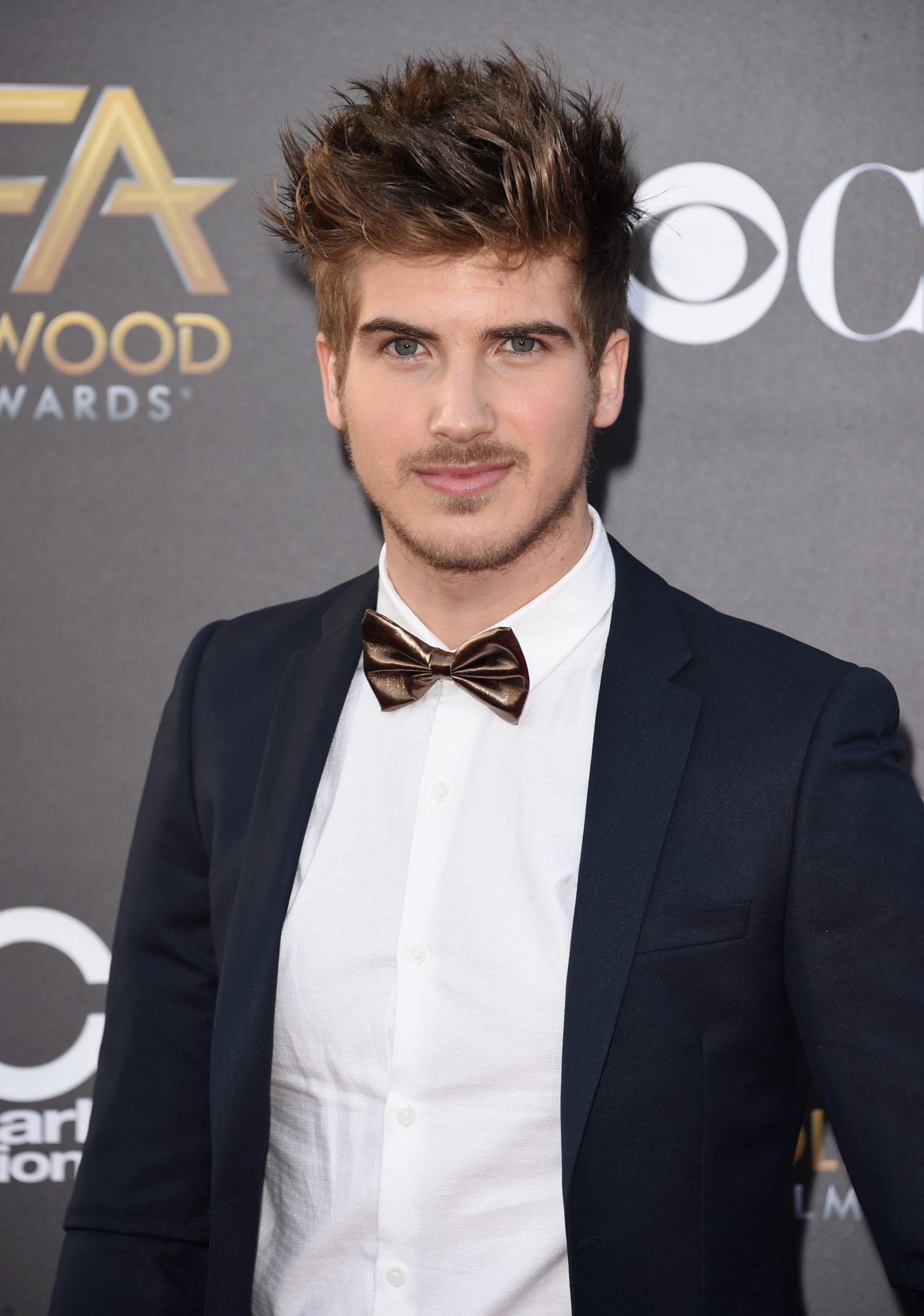 Joey Graceffa photo 3