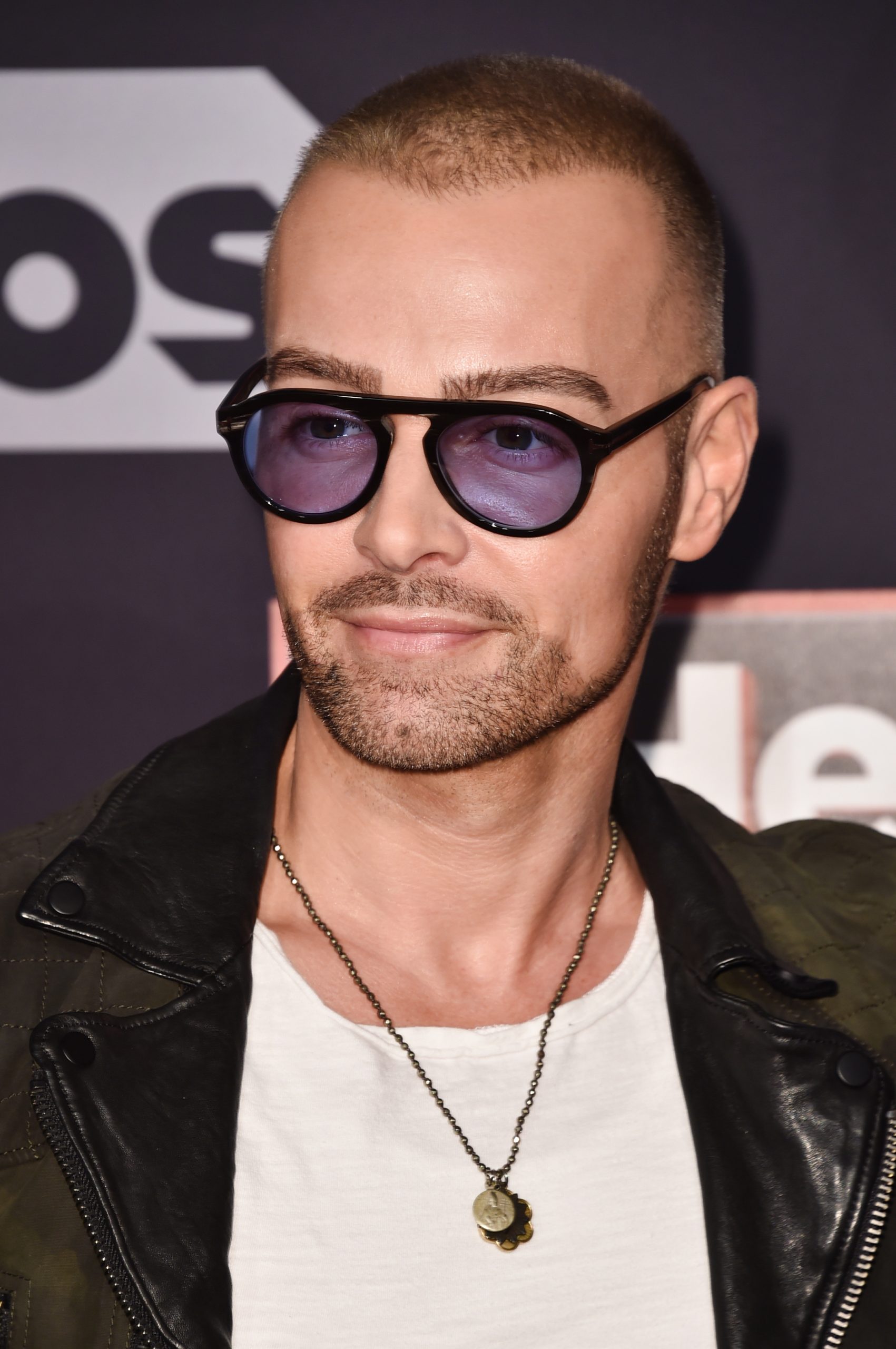 Joey Lawrence photo