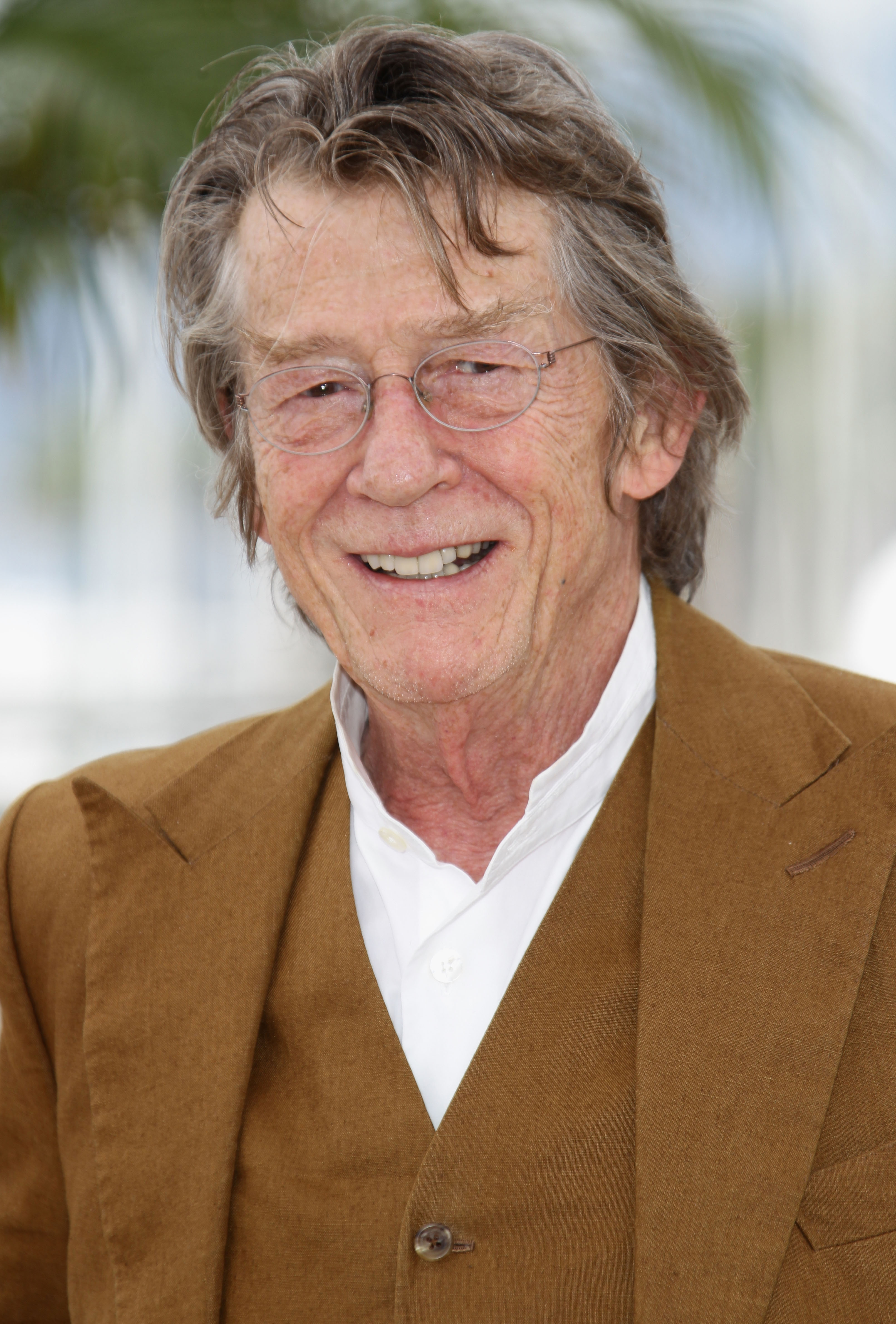 John Hurt photo