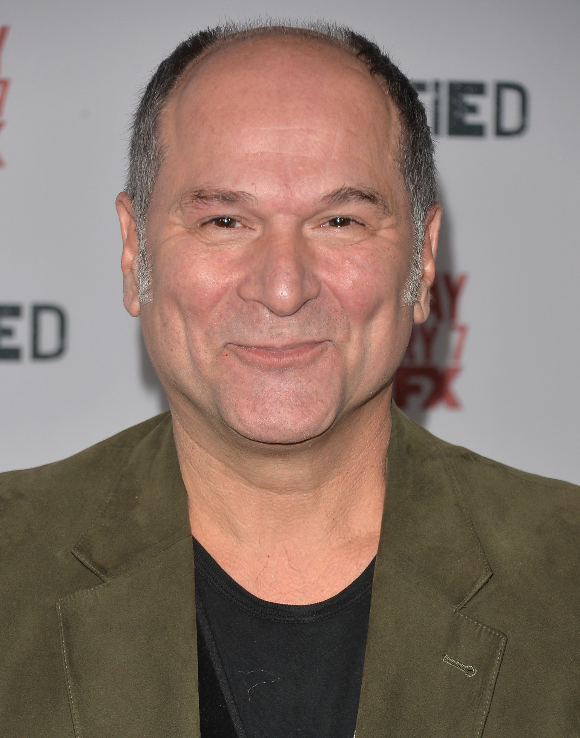 John Kapelos photo