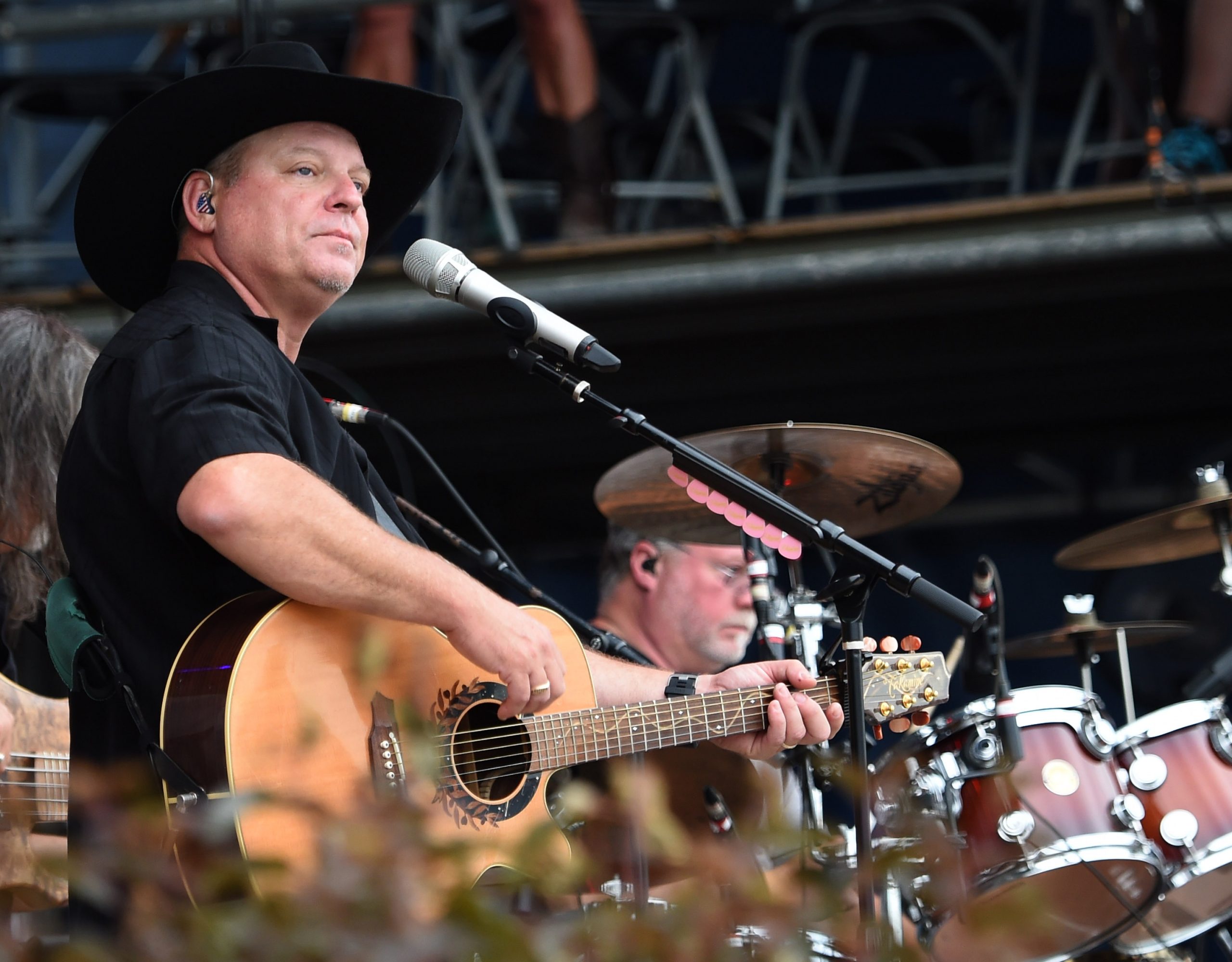 John Michael Montgomery photo 3