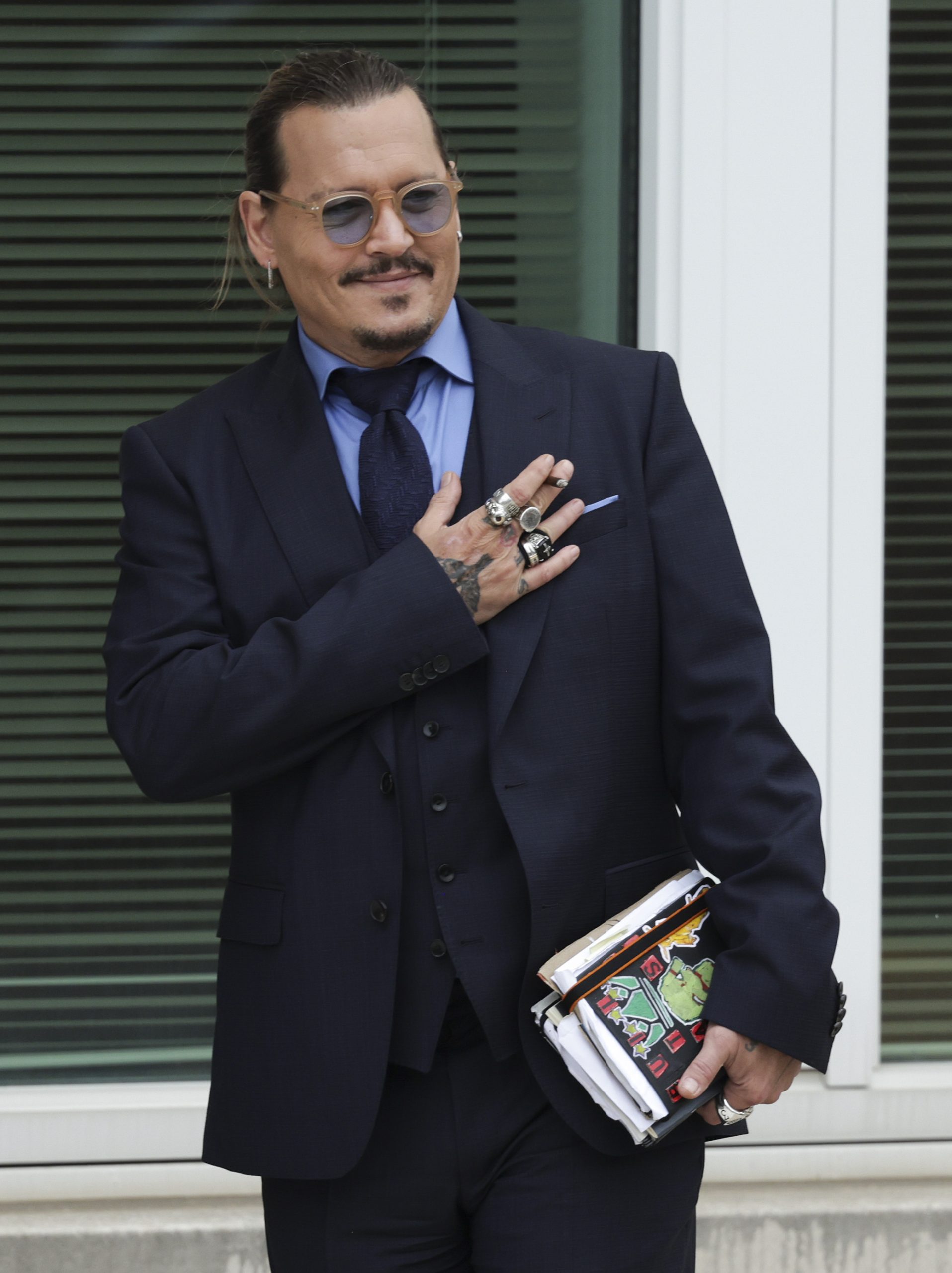 Johnny Depp photo 2