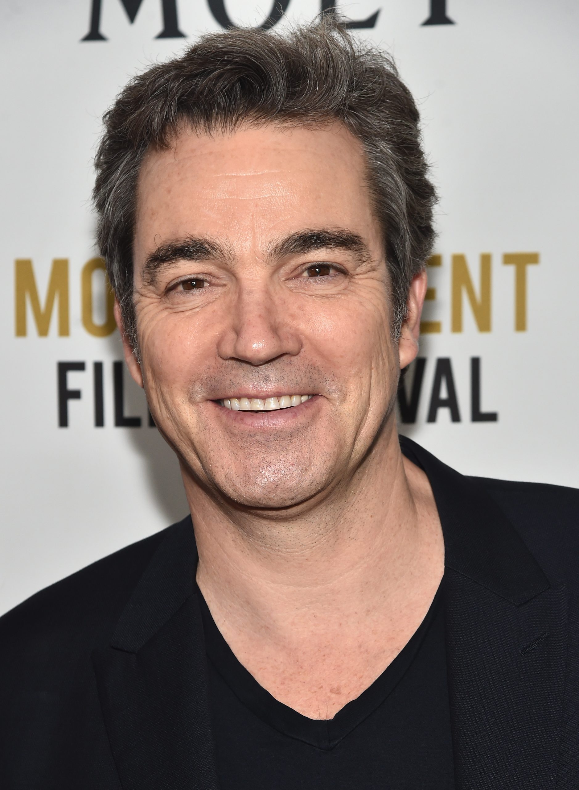 Jon Tenney photo