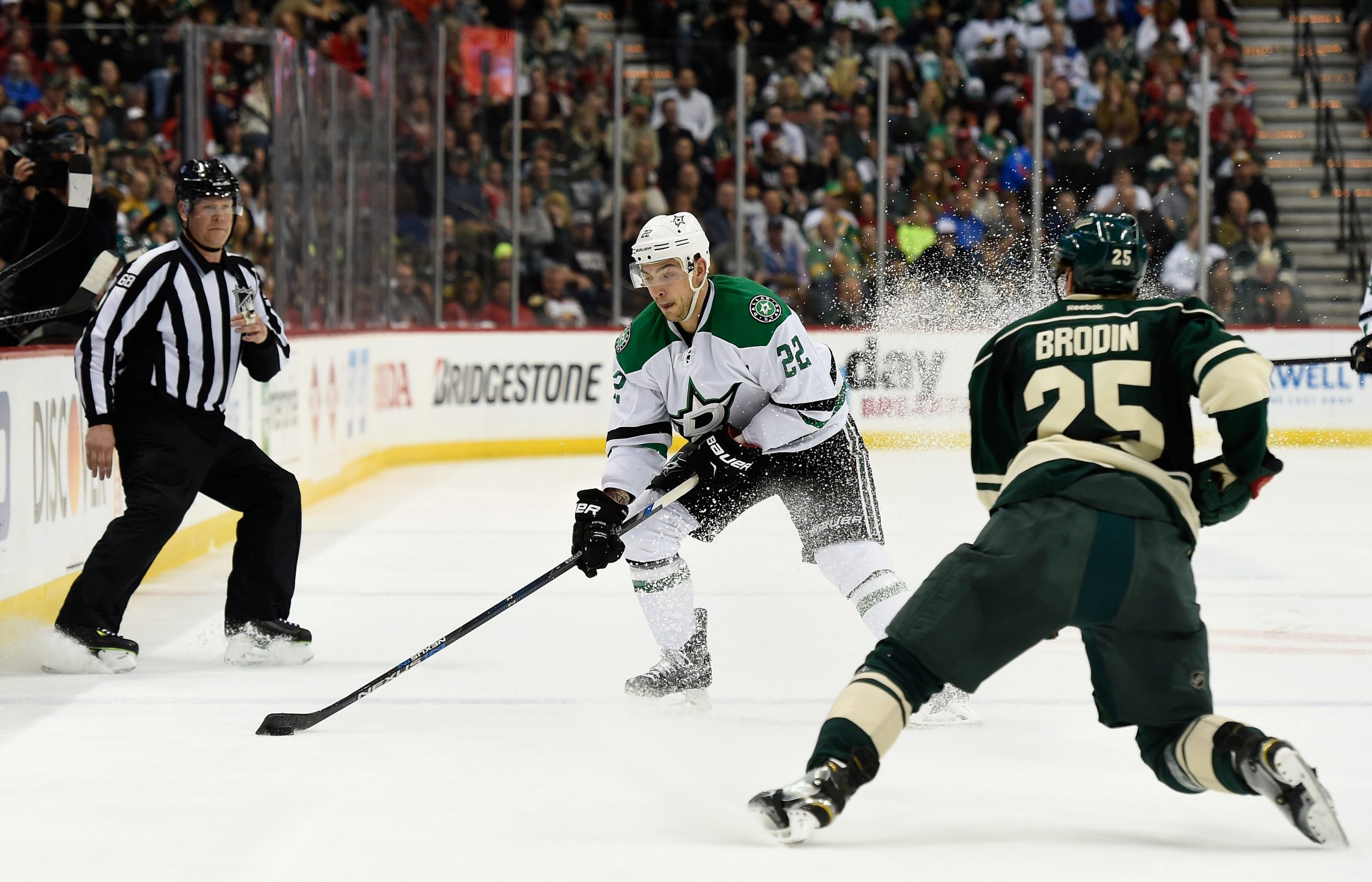 Jonas Brodin photo 3