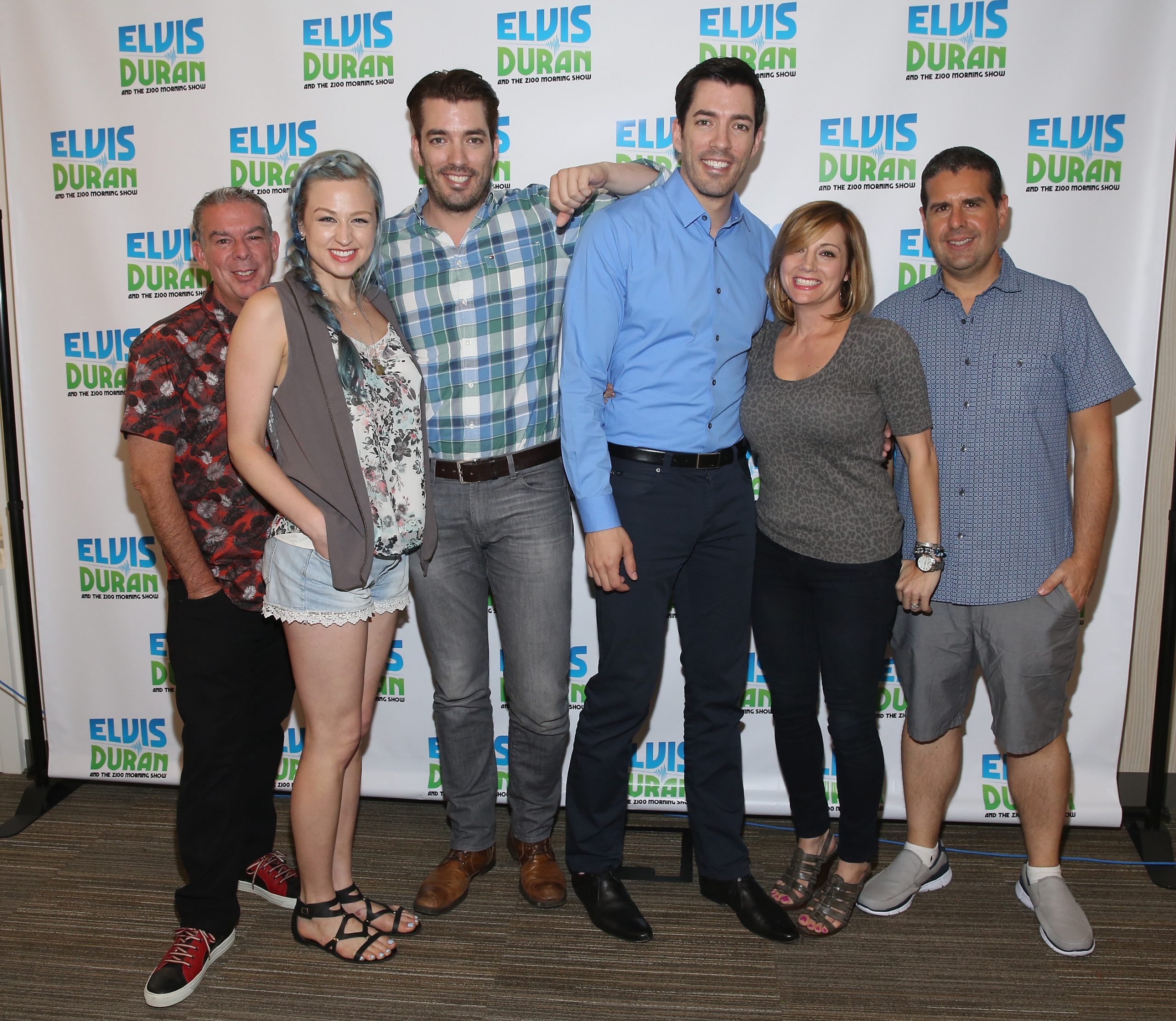 Jonathan and Drew Scott photo 2