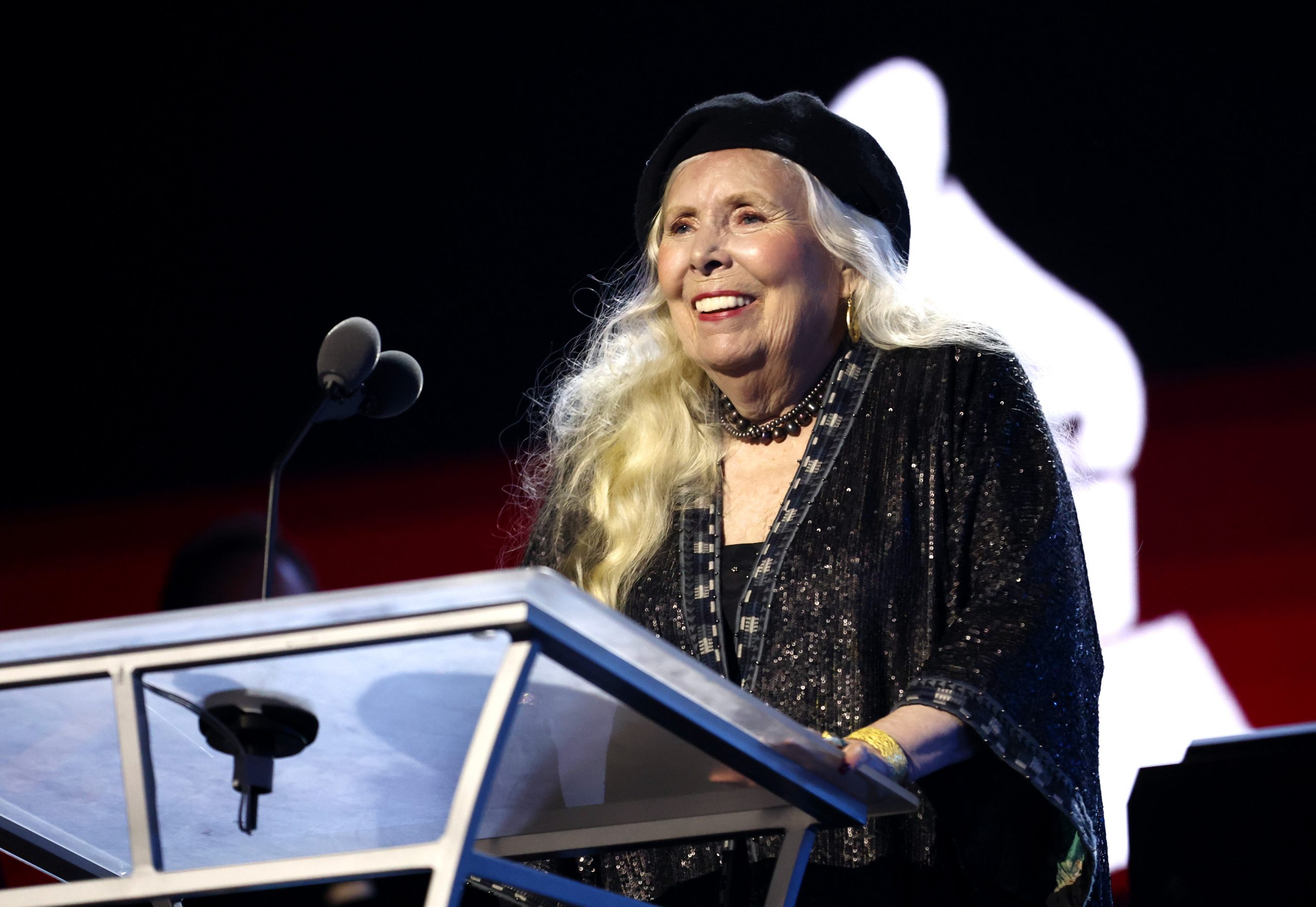 Joni Mitchell photo 3