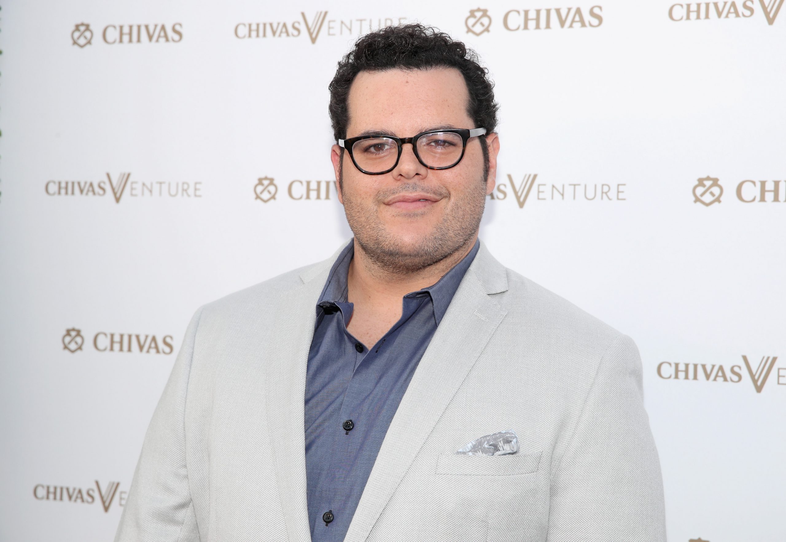 Josh Gad photo