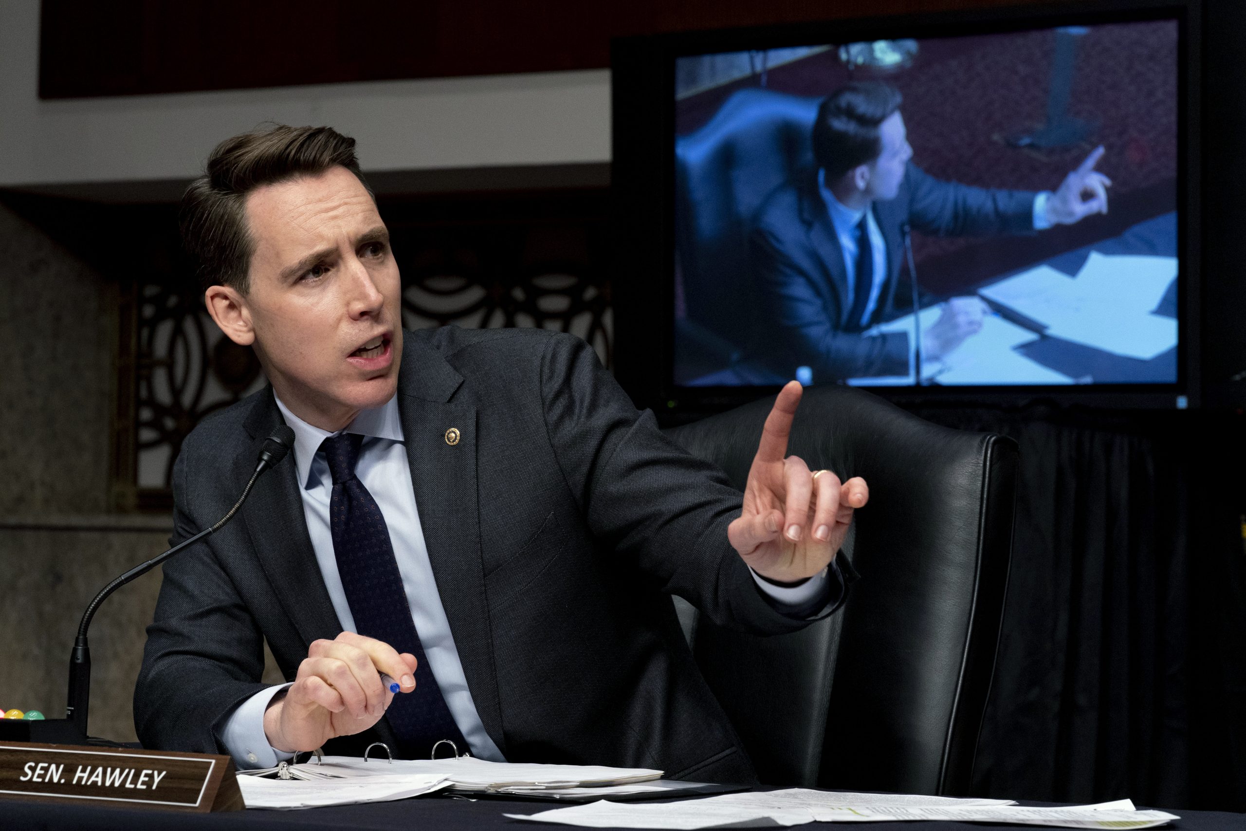 Josh Hawley photo 3