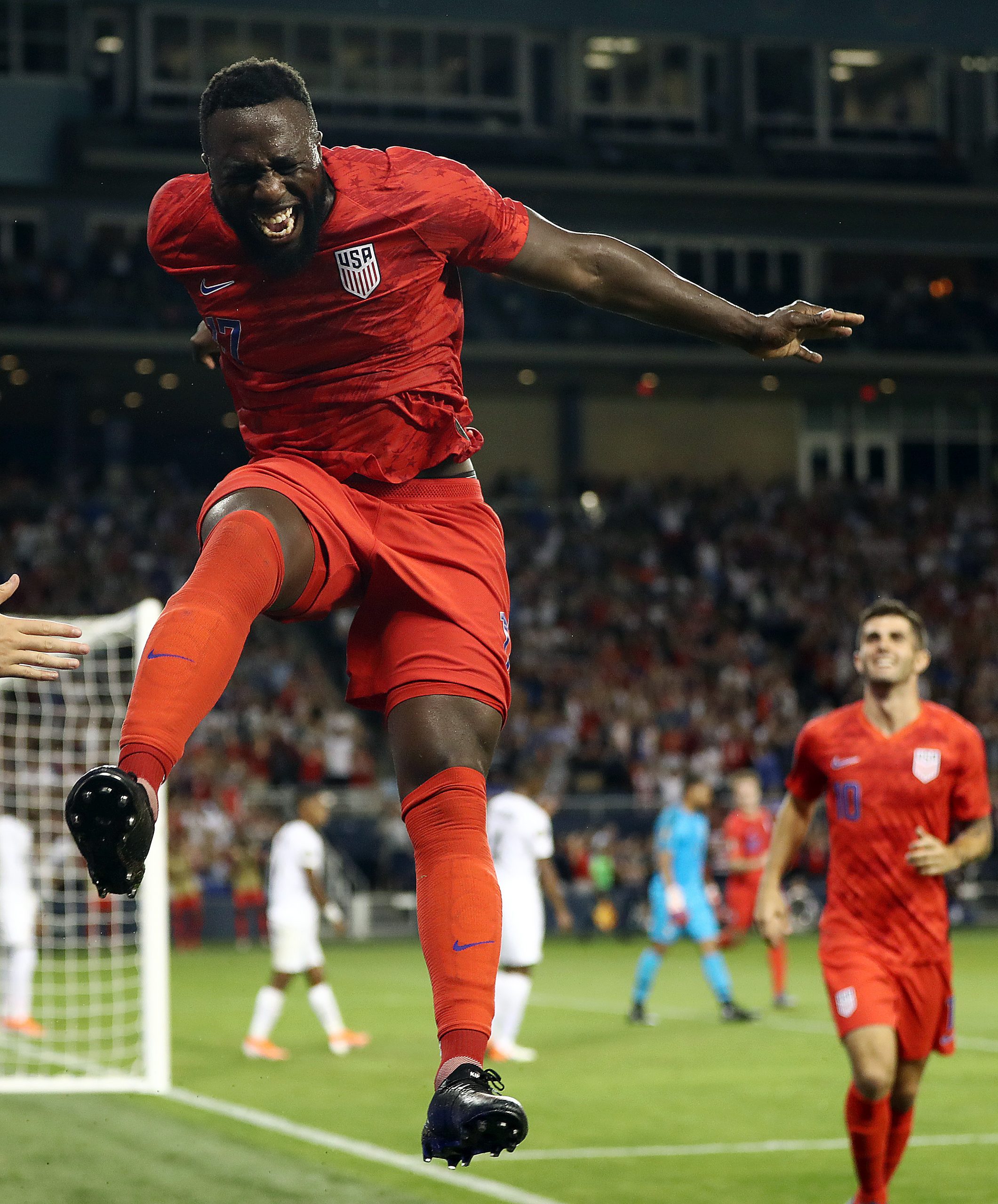 Jozy Altidore photo 3