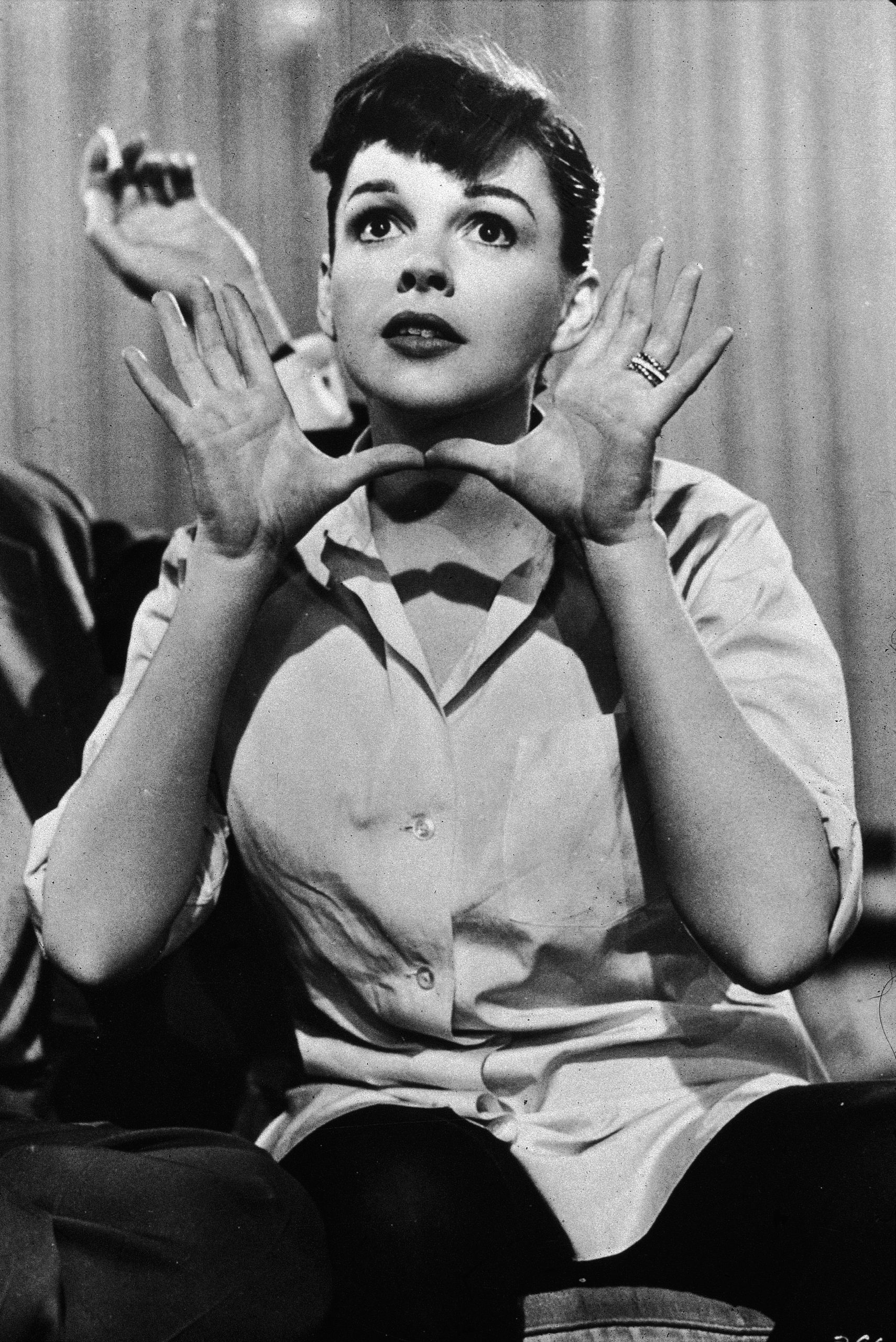 Judy Garland photo