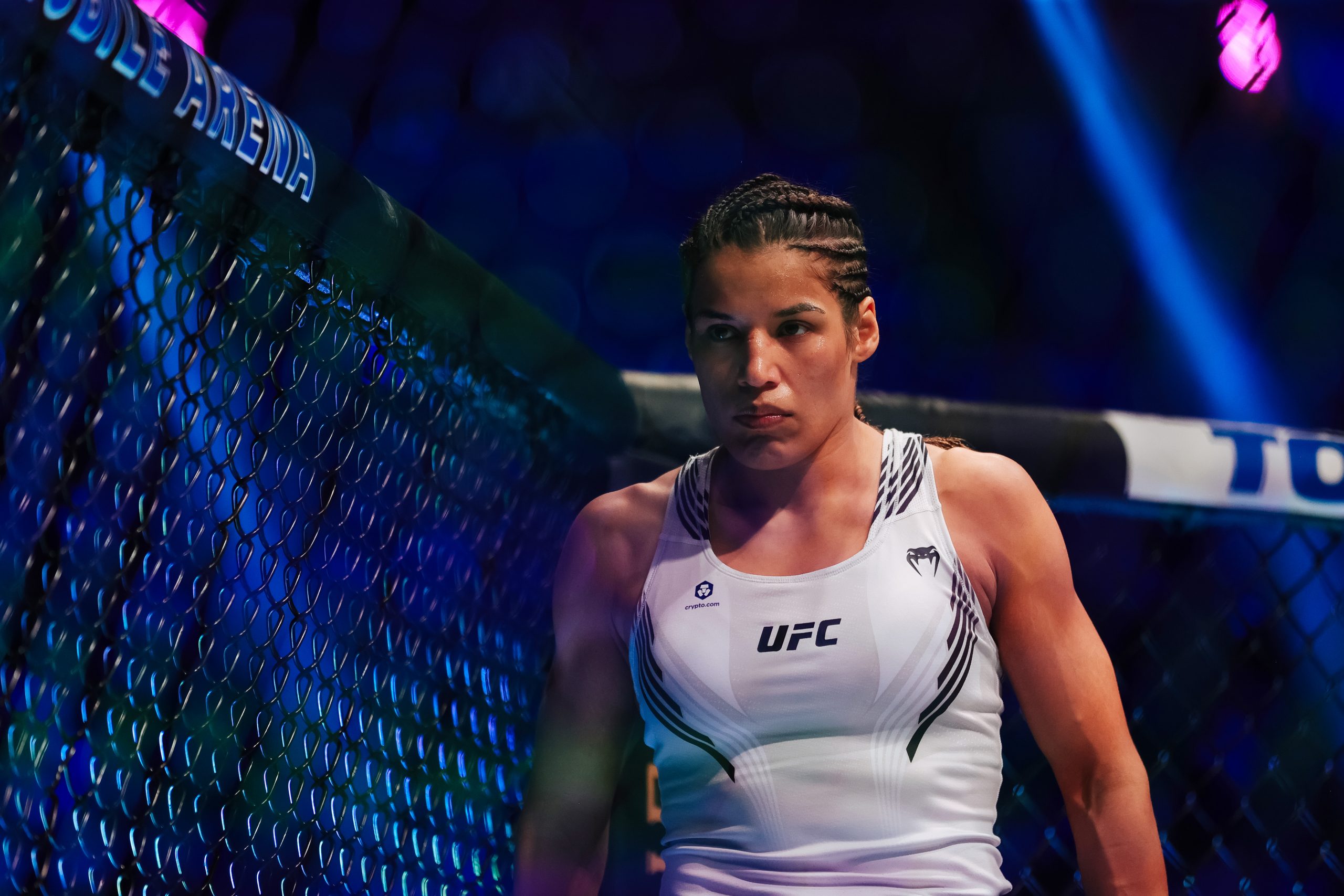 Julianna Pena photo 3