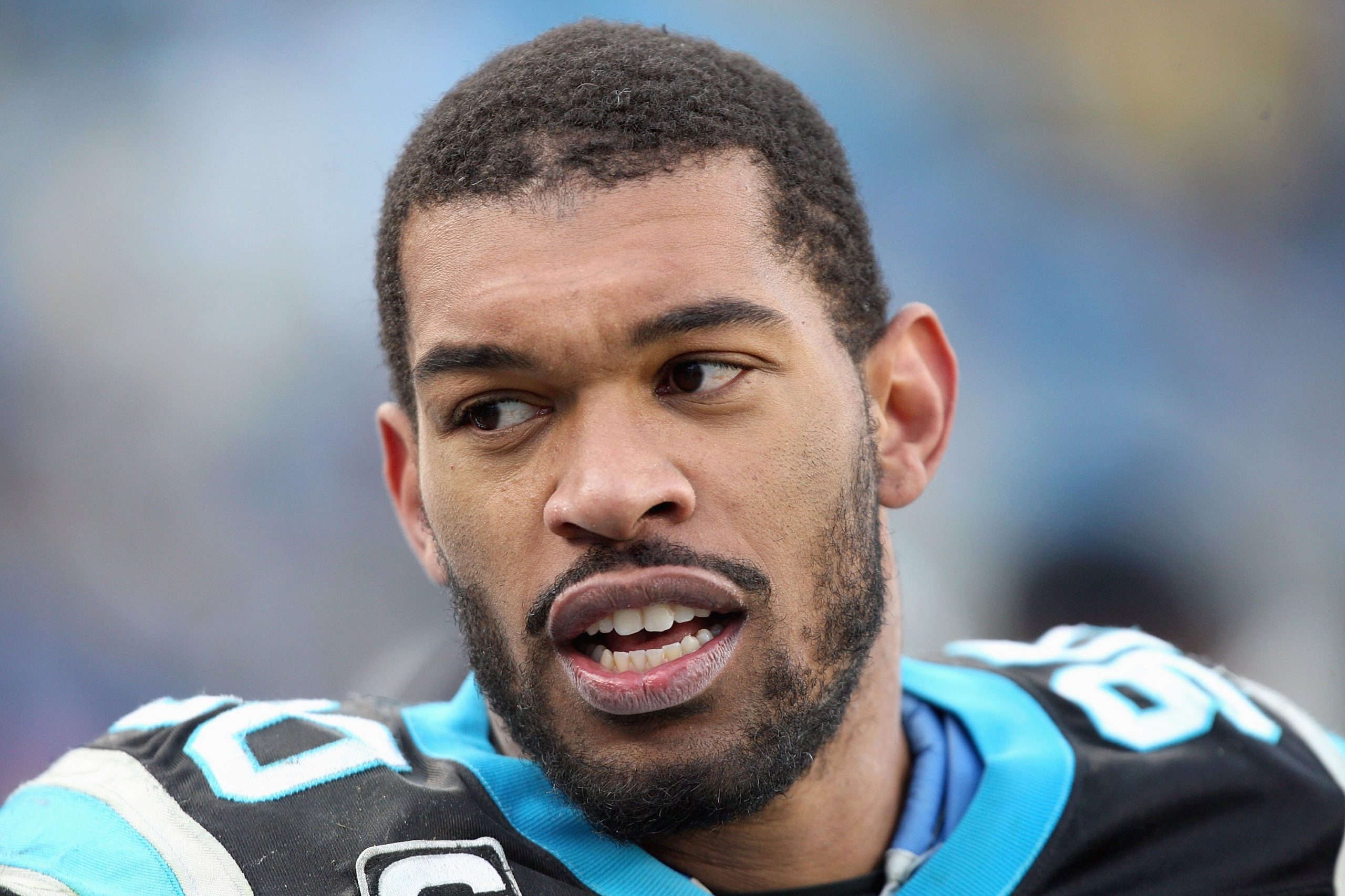 Julius Peppers photo