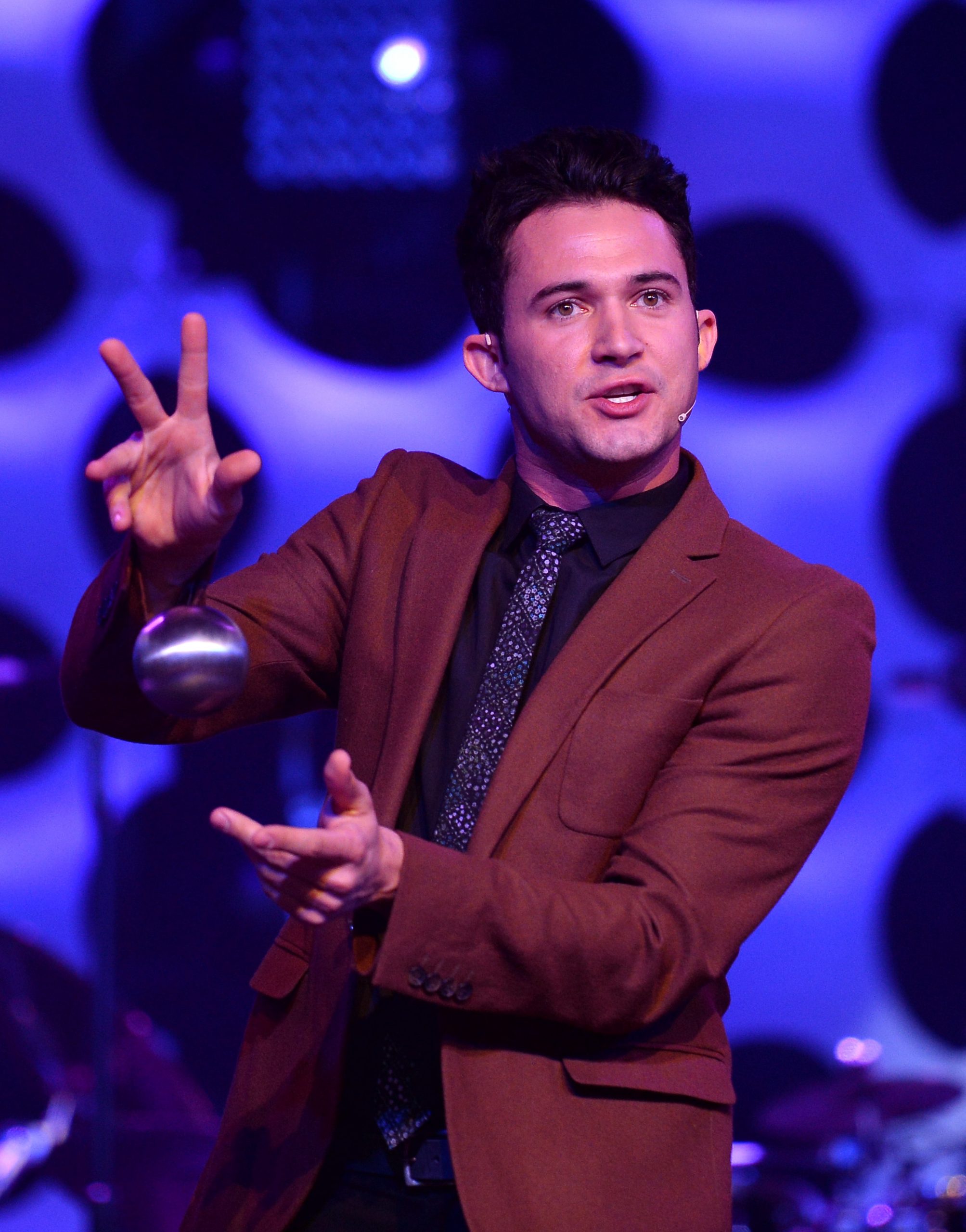 Justin Willman photo