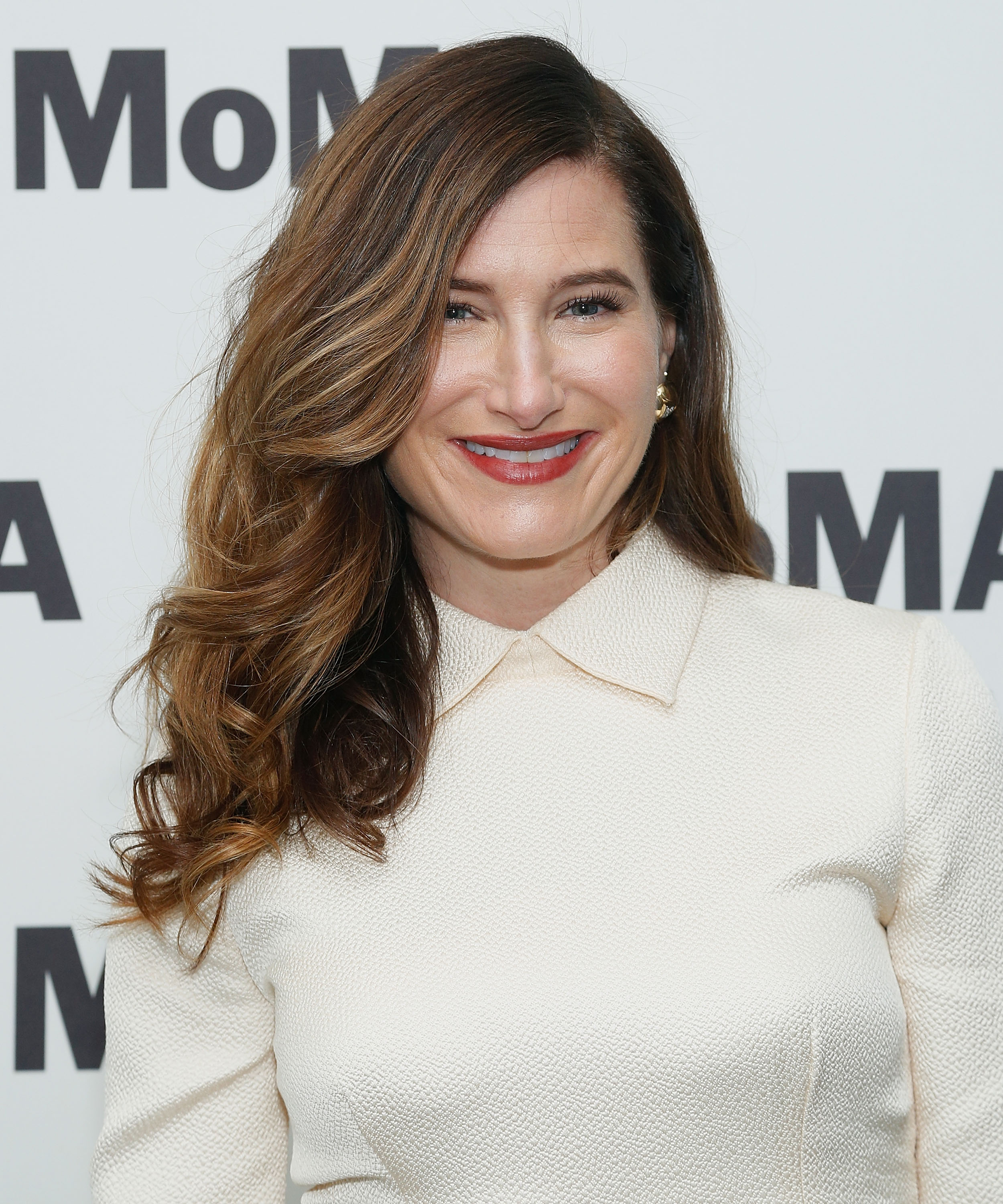 Kathryn Hahn photo 3