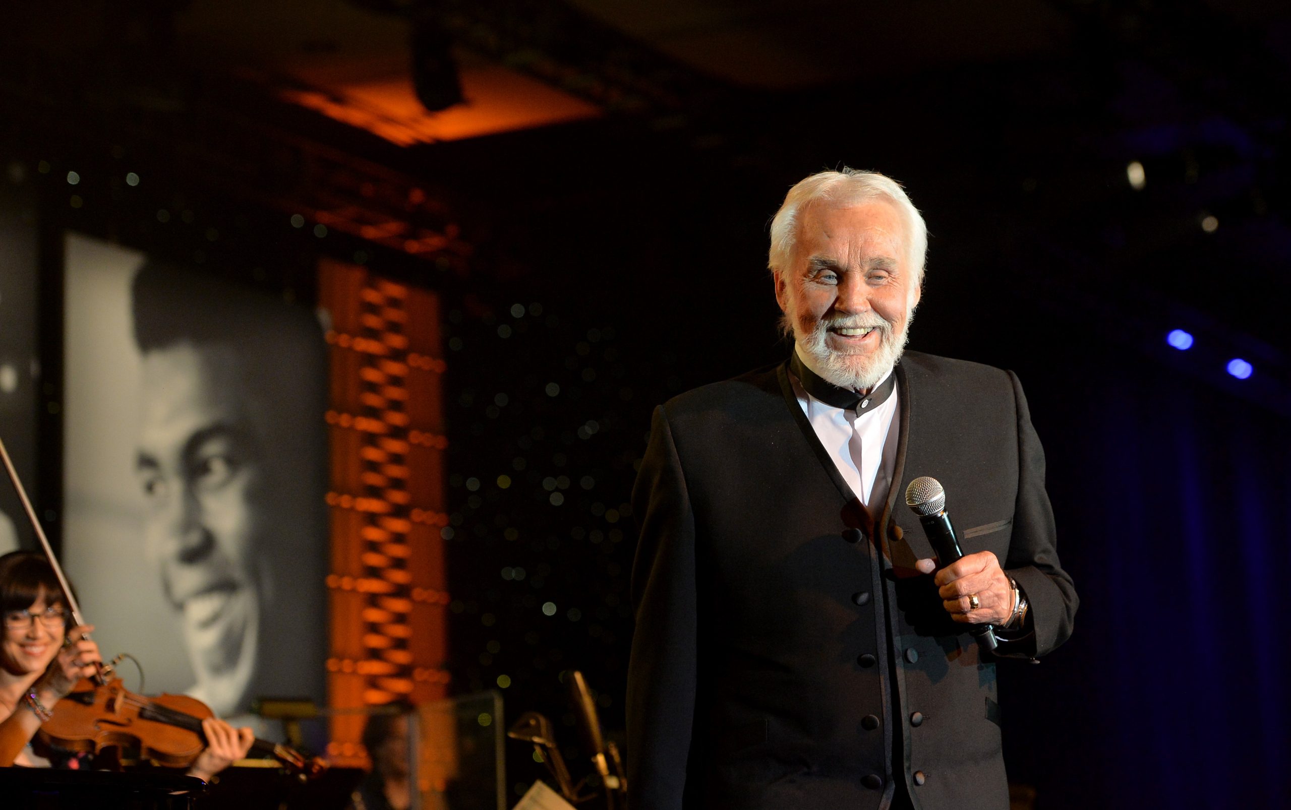 Kenny Rogers photo 3