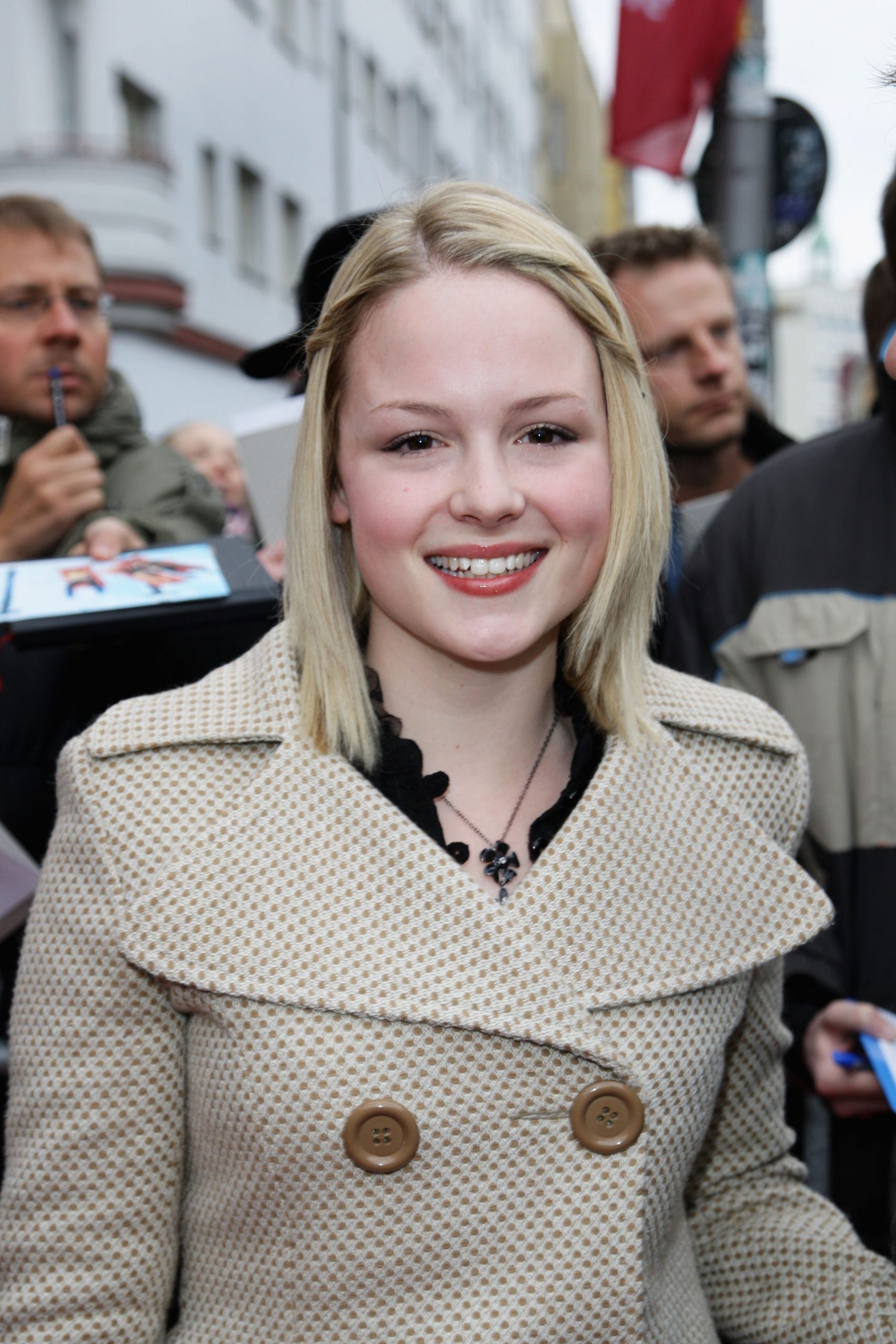 Kimberley Nixon photo 2