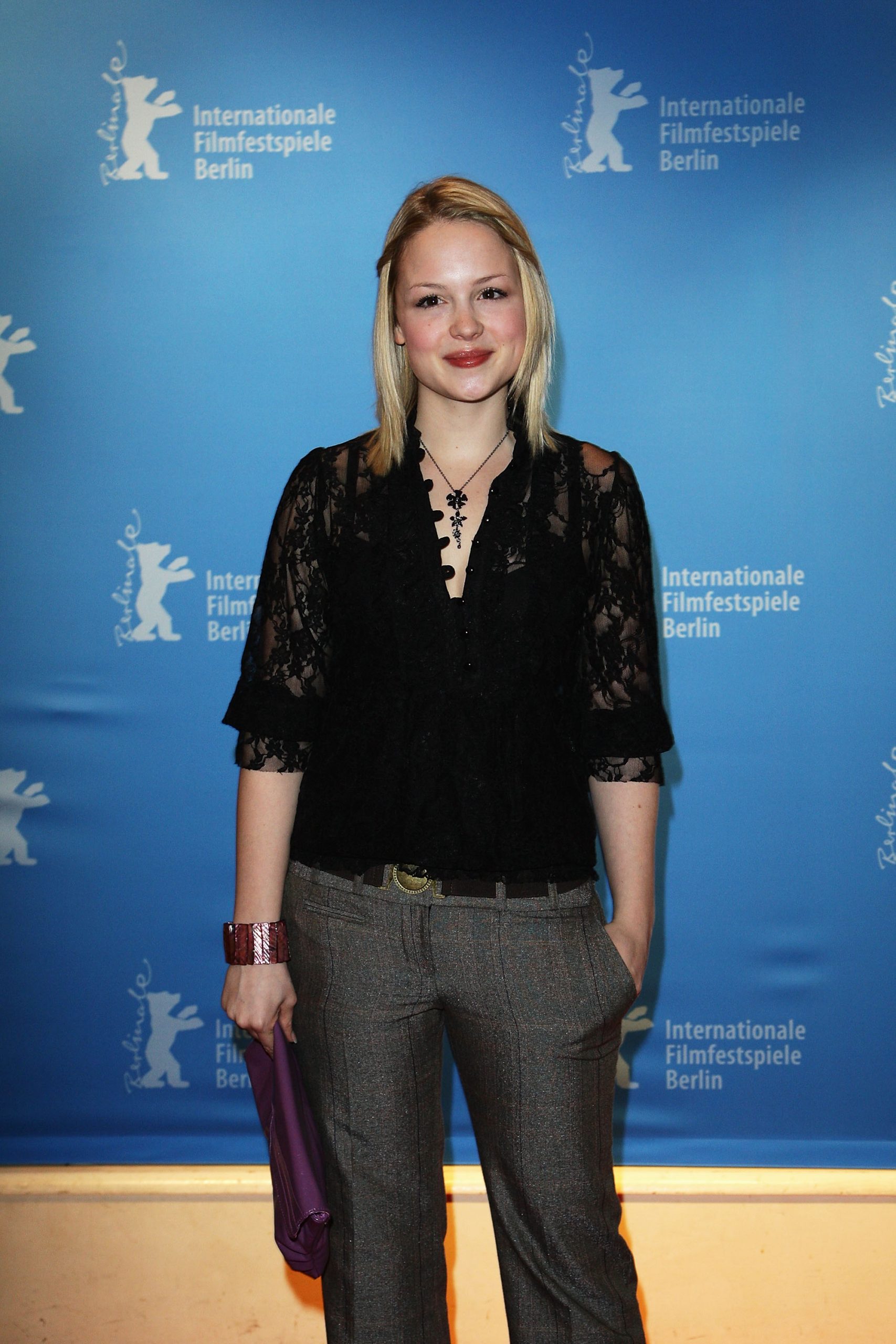 Kimberley Nixon photo 3