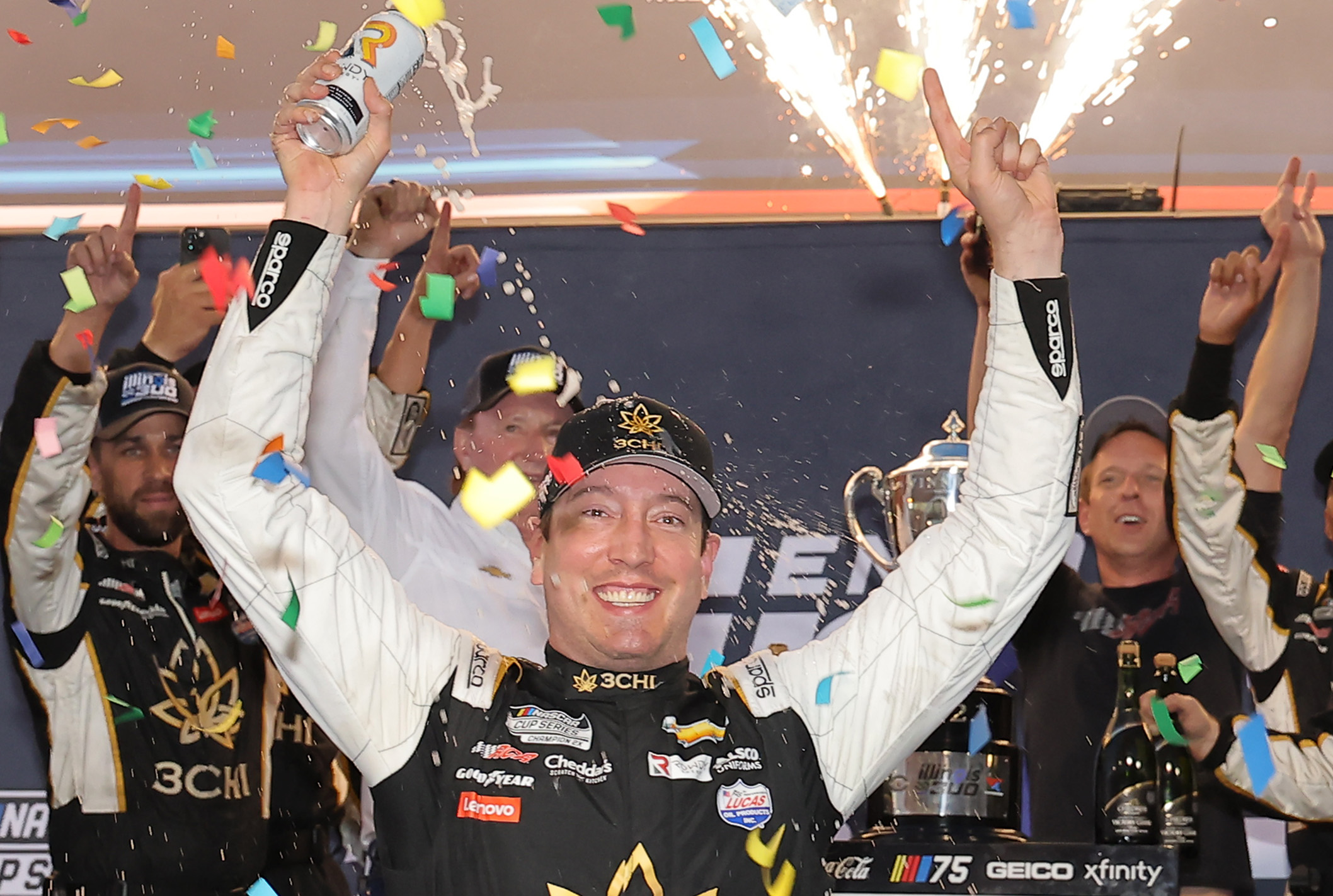 Kyle Busch photo 3