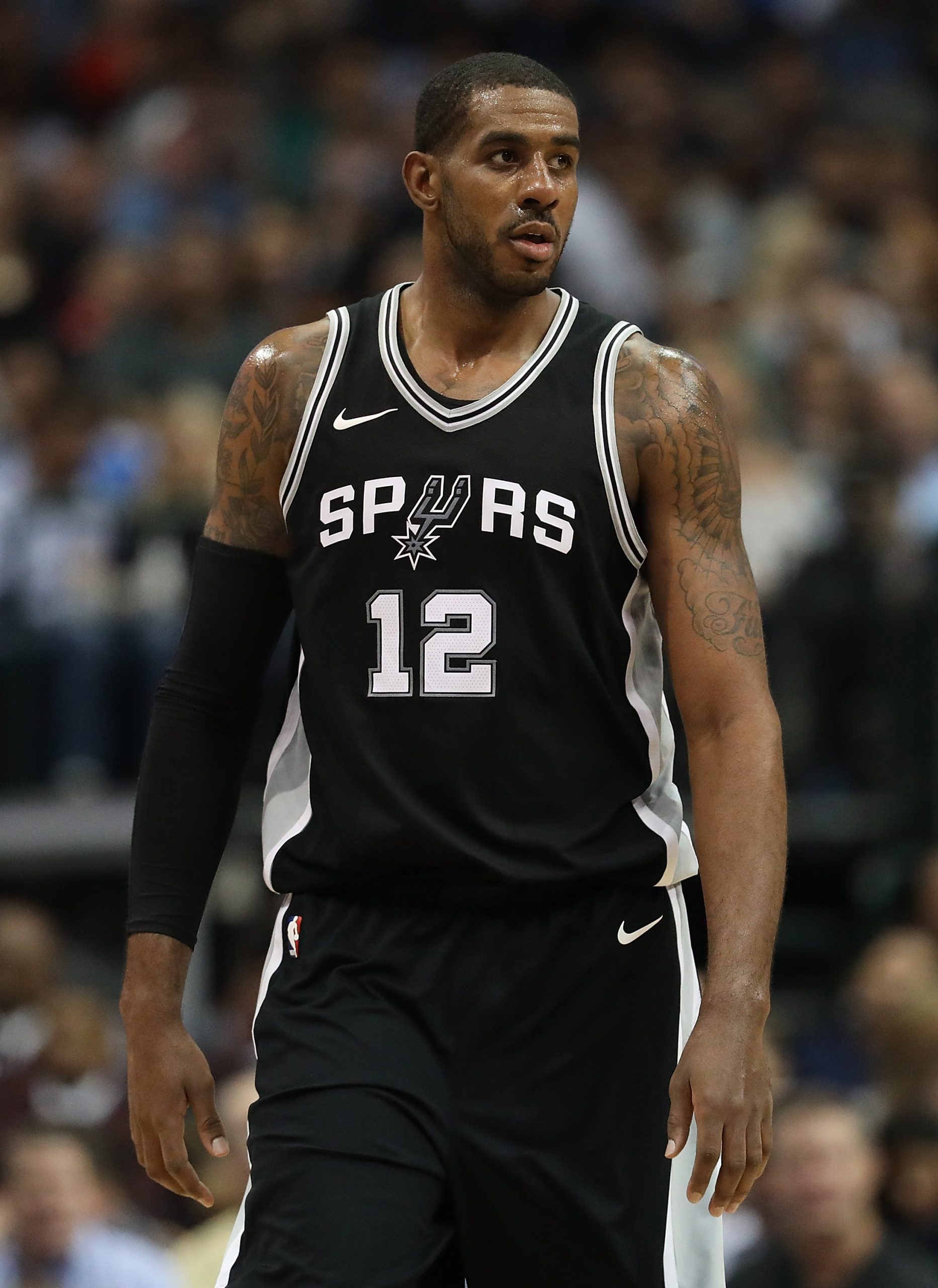 LaMarcus Aldridge photo 3