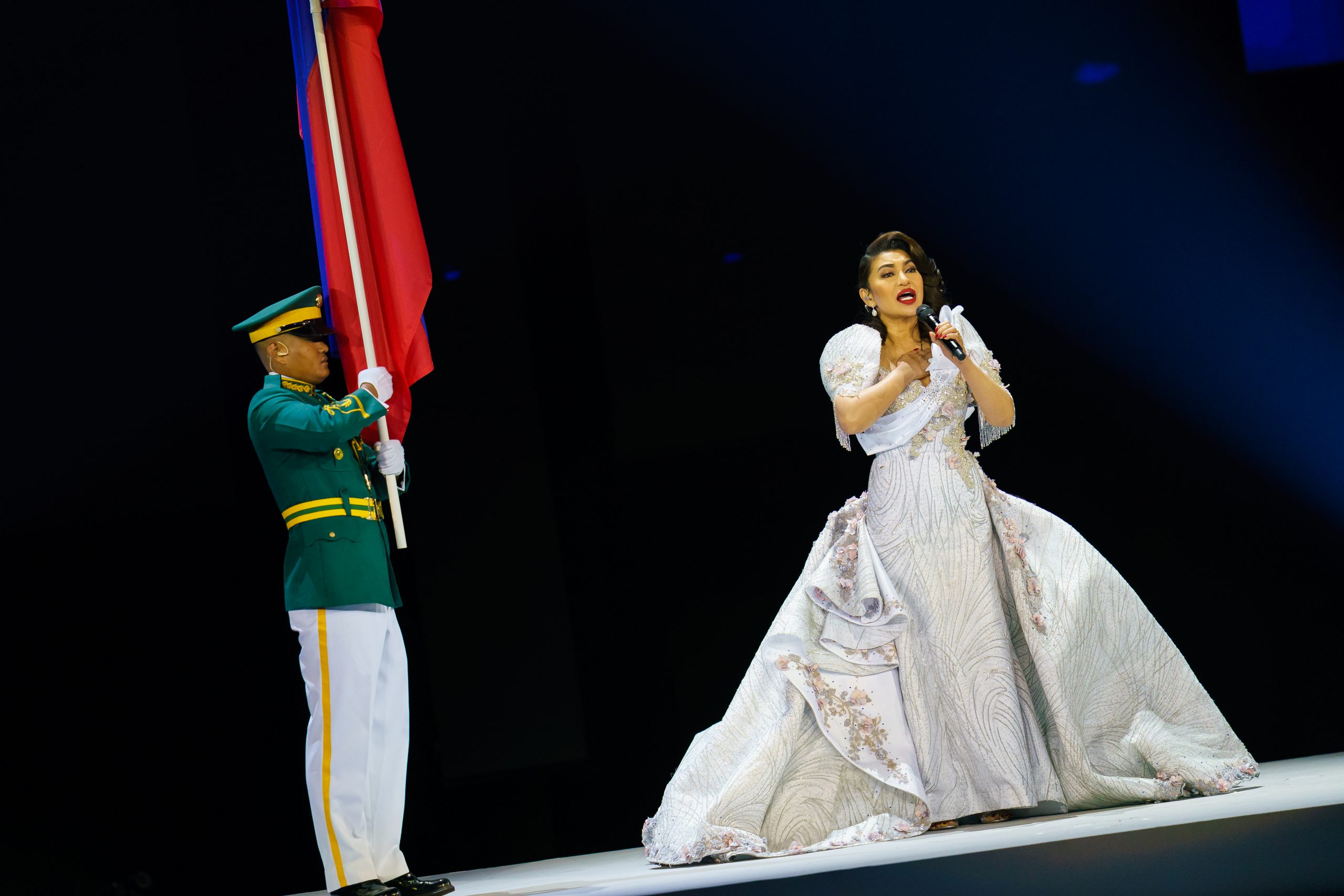 Lani Misalucha photo