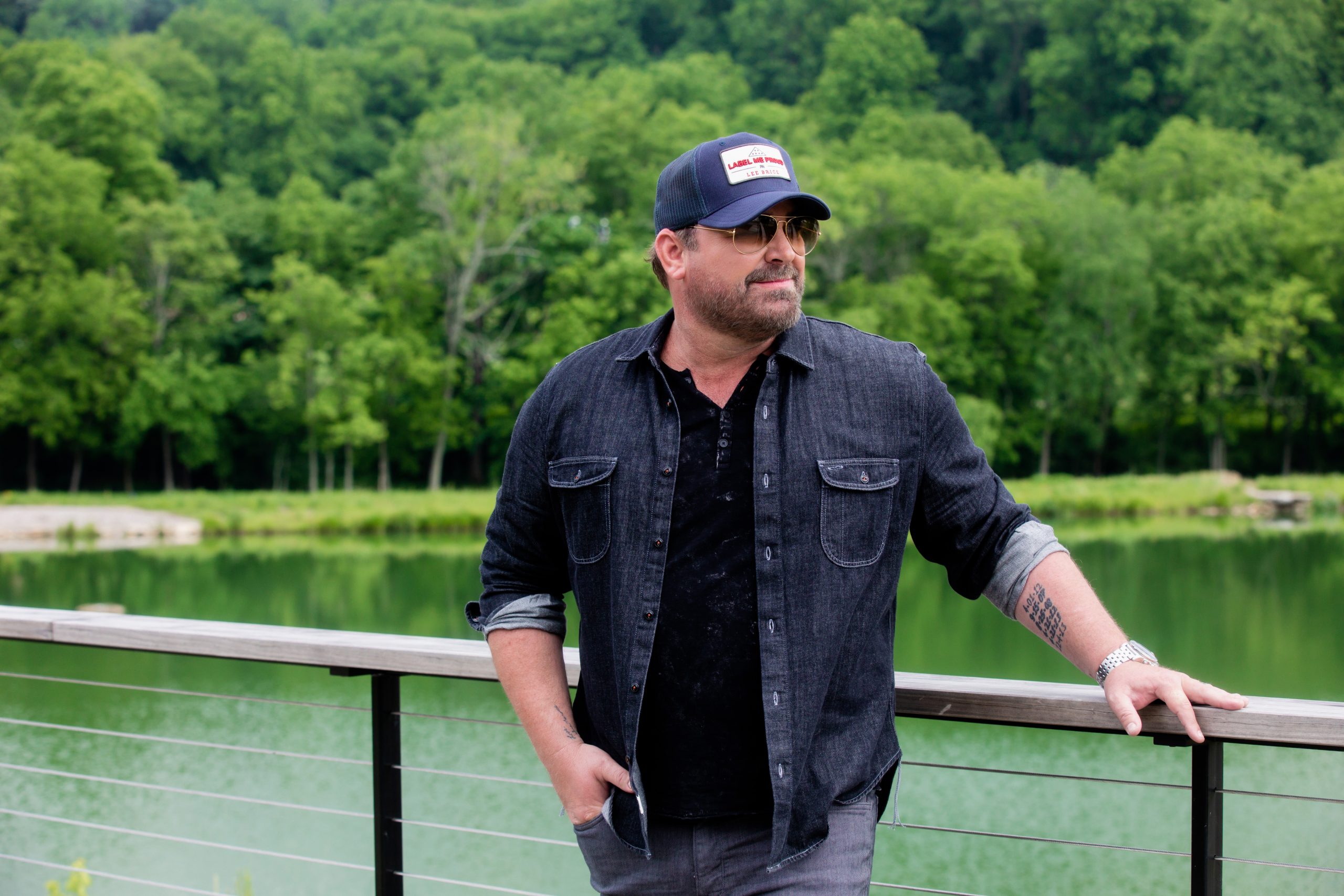 Lee Brice photo 2