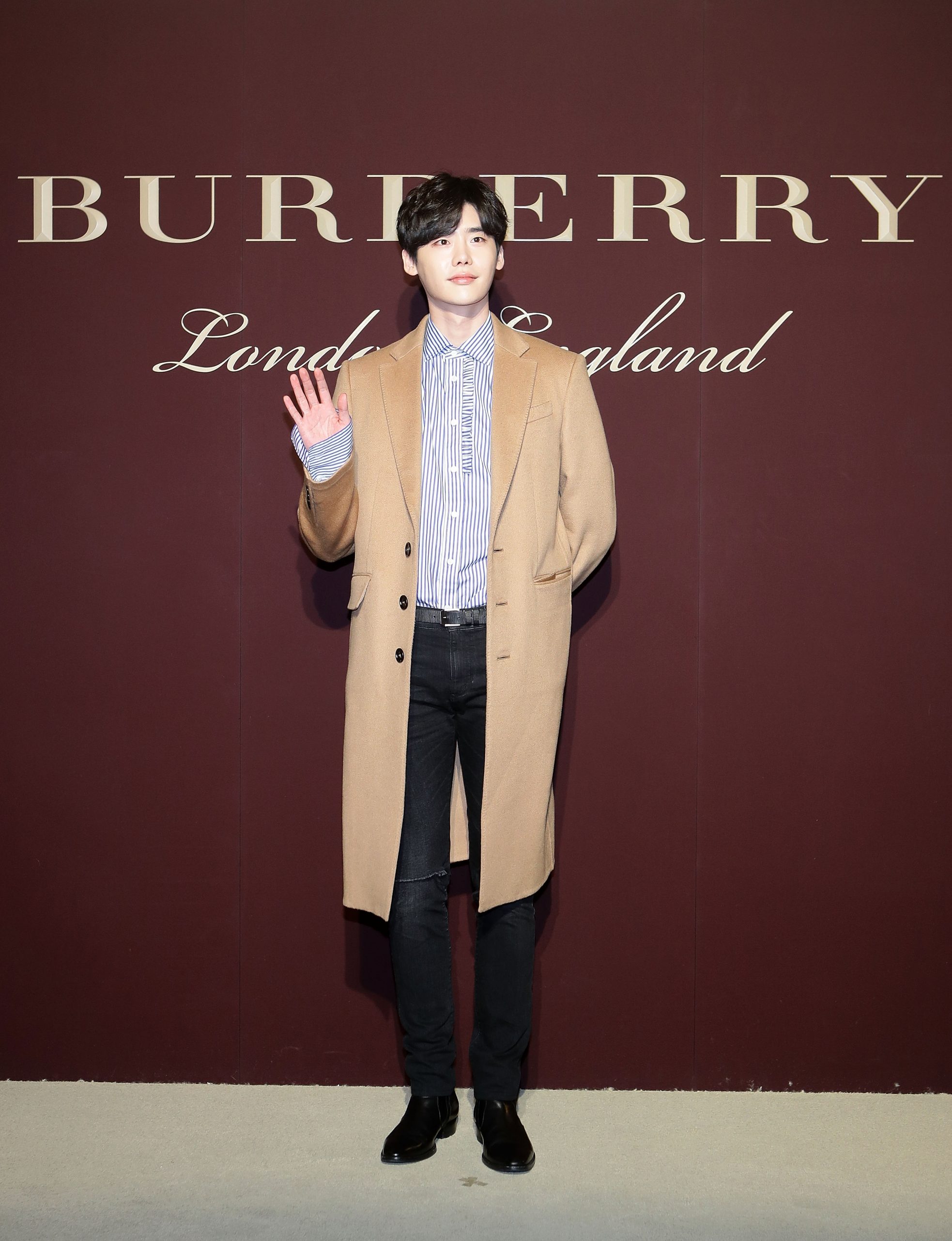 Lee Jong-Suk photo 2