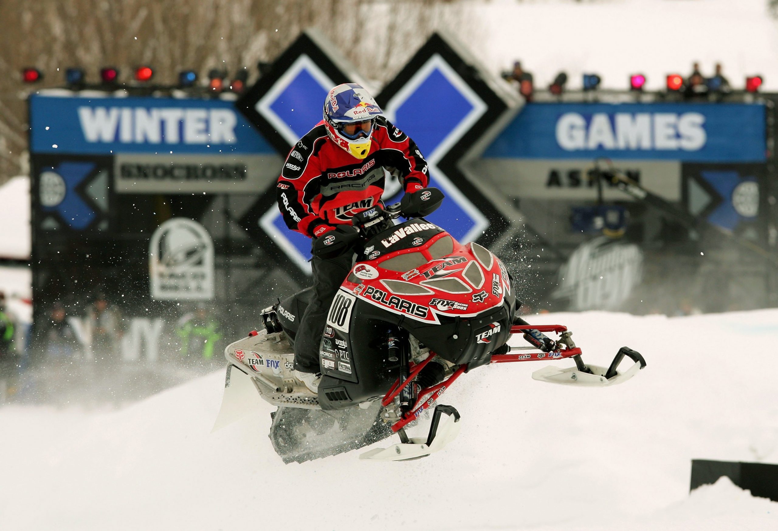 Levi LaVallee photo 3