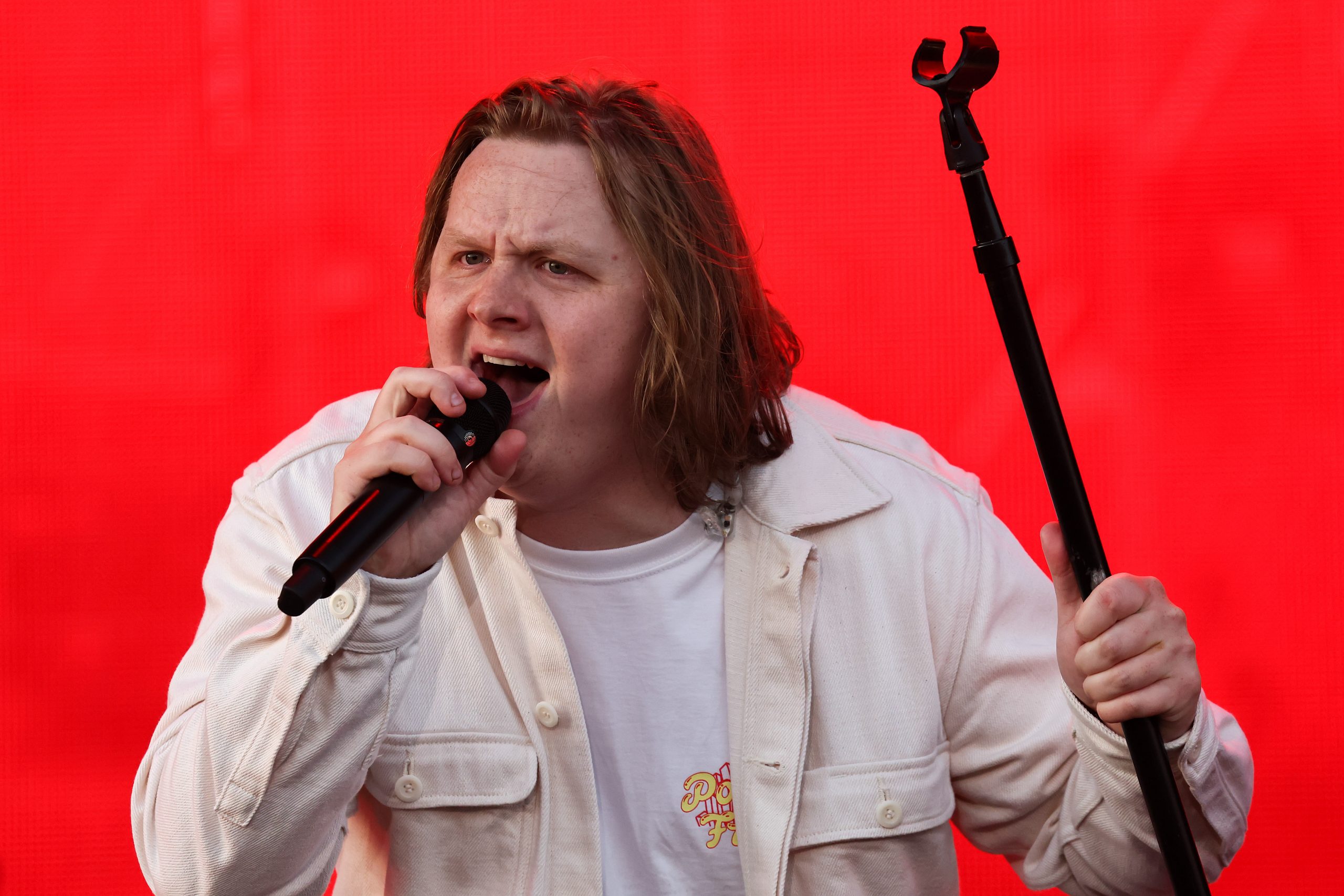 Lewis Capaldi photo 2