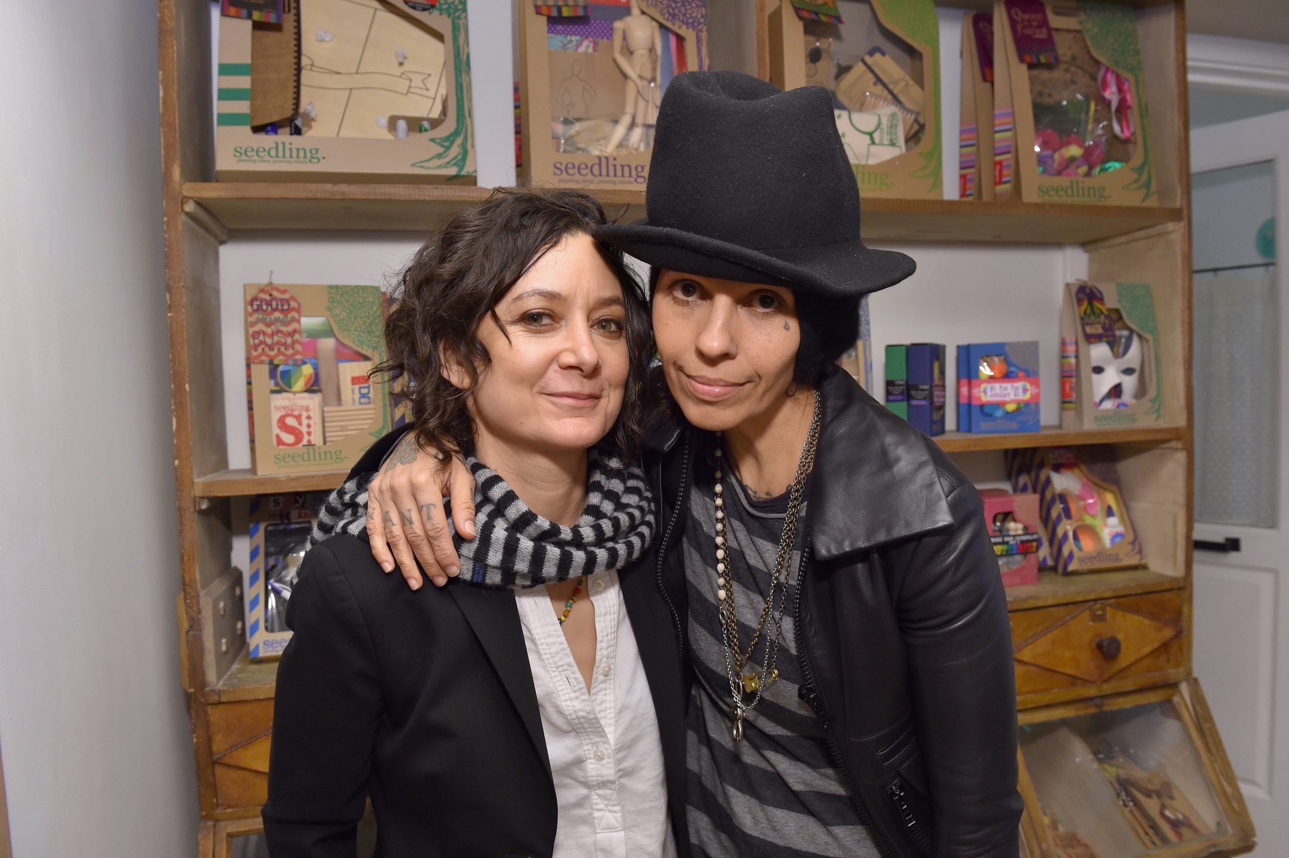 Linda Perry photo 2