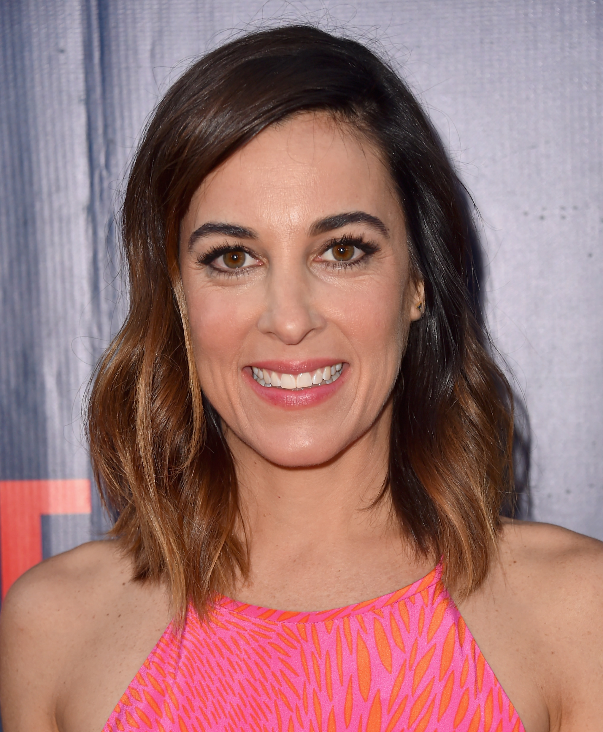 Lindsay Sloane photo 2