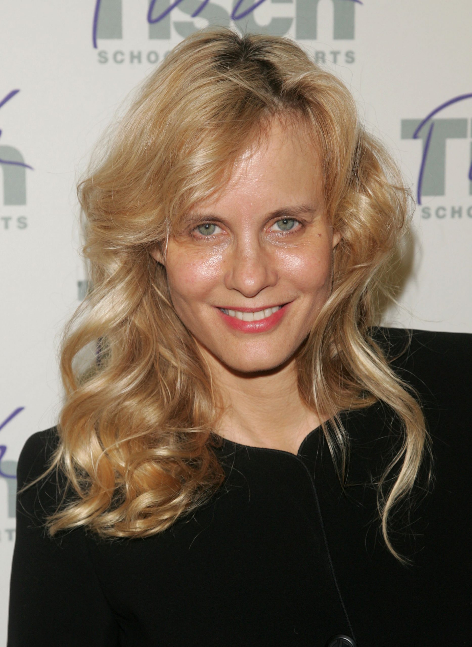 Lori Singer photo 3