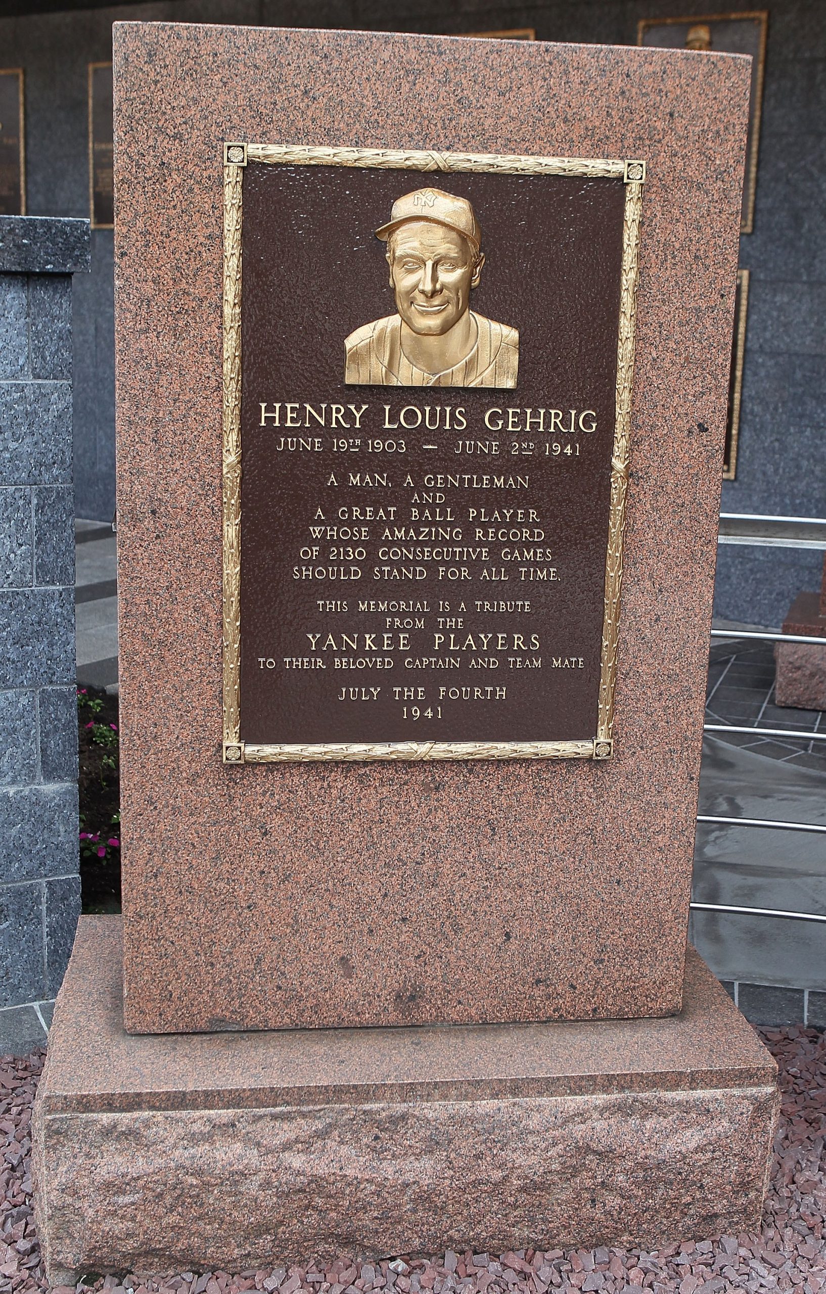 Lou Gehrig photo 2