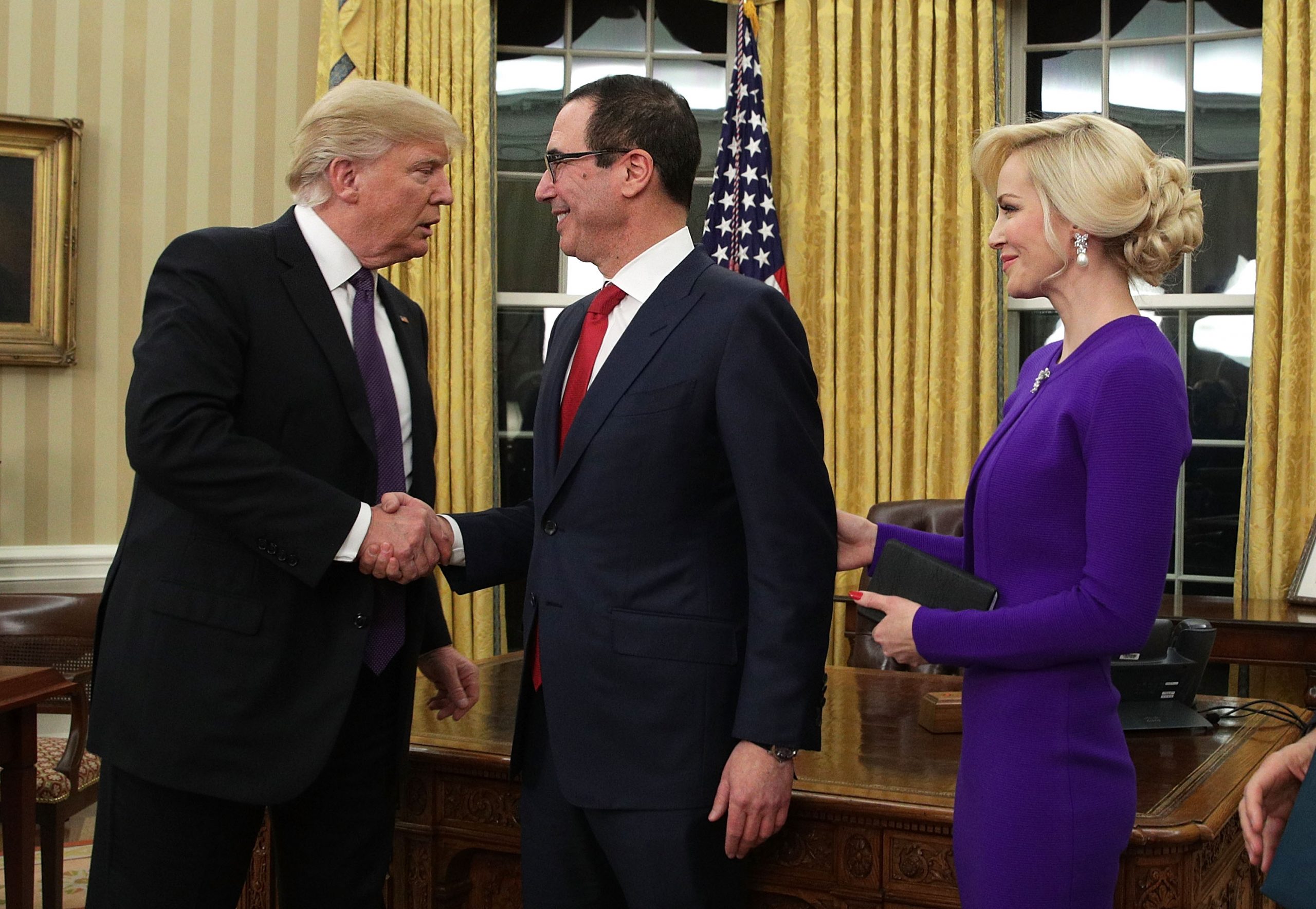 Louise Linton photo