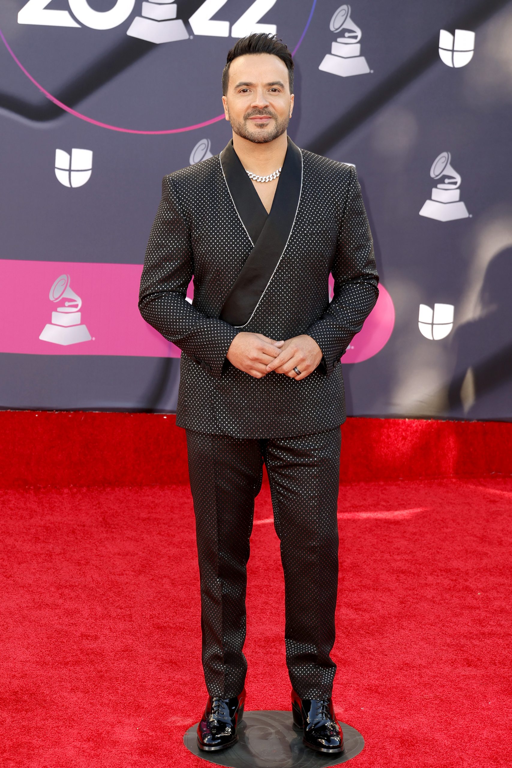 Luis Fonsi photo