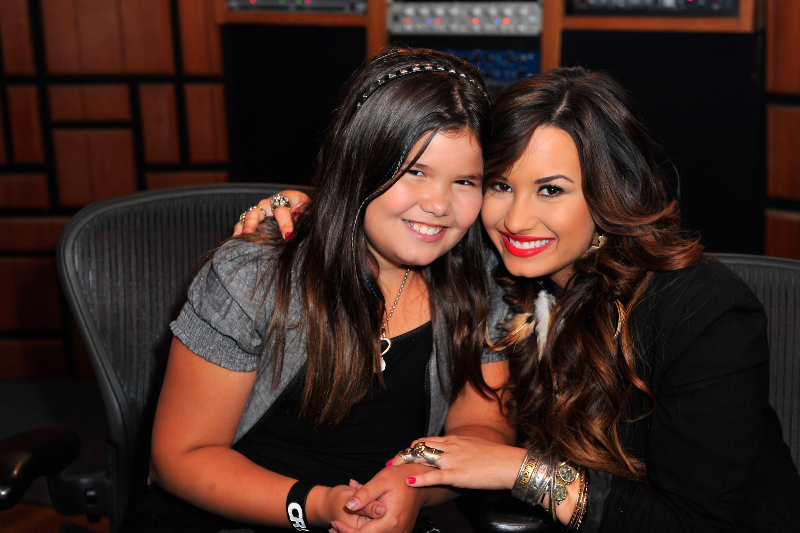 Madison De La Garza photo 2