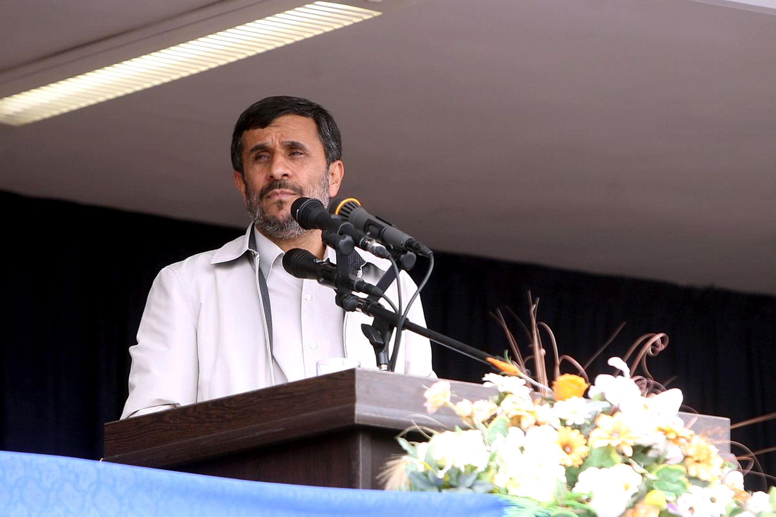 Mahmoud Ahmadinejad photo