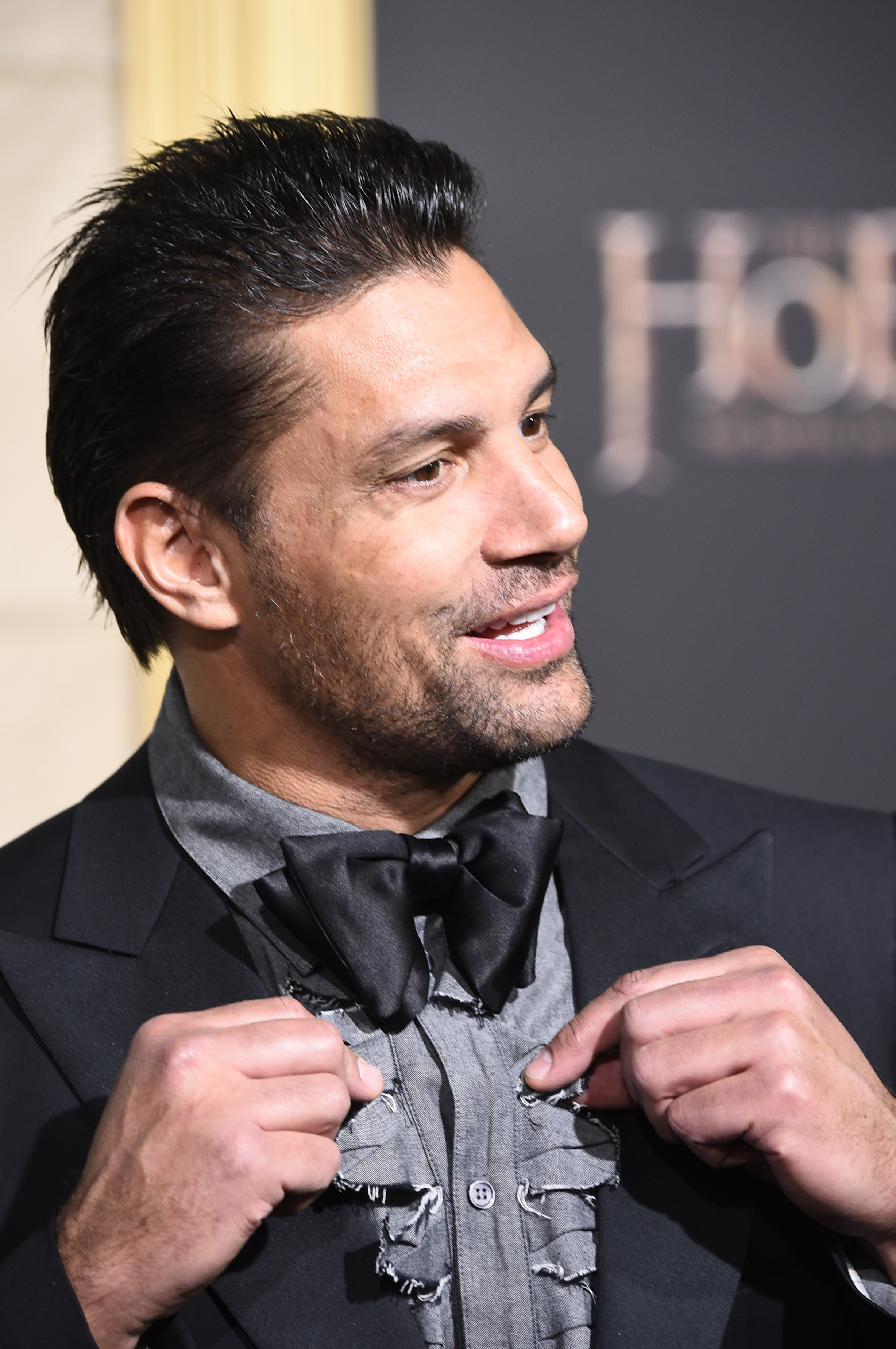 Manu Bennett photo 2