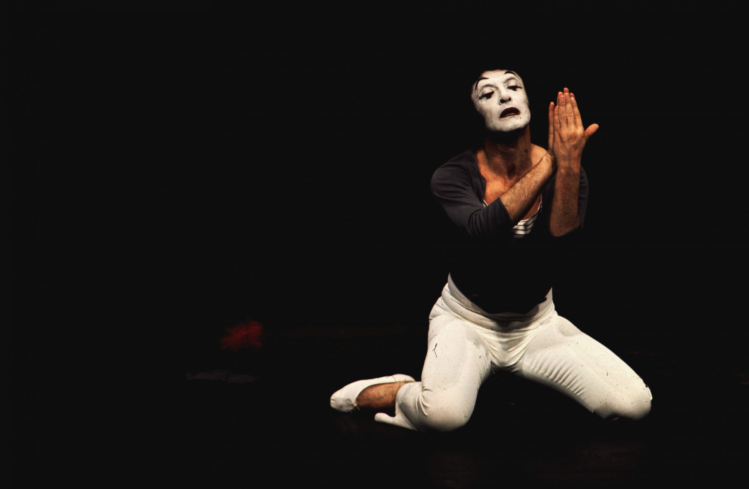 Marcel Marceau photo