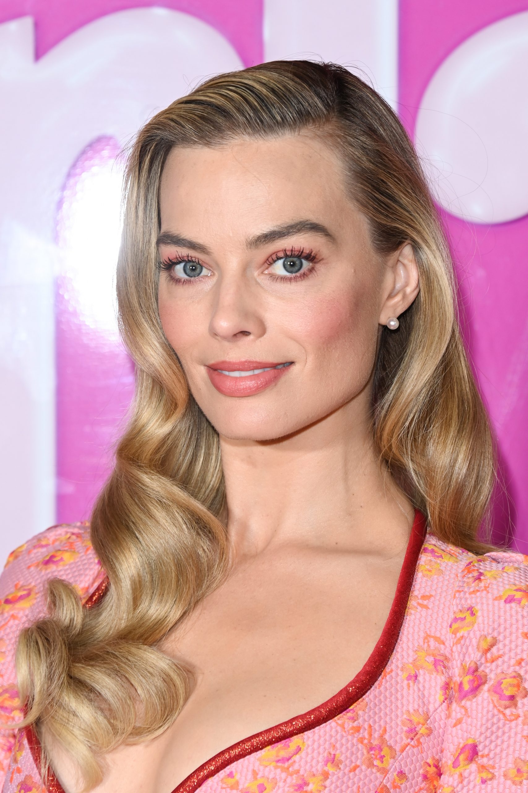 Margot Robbie photo 2