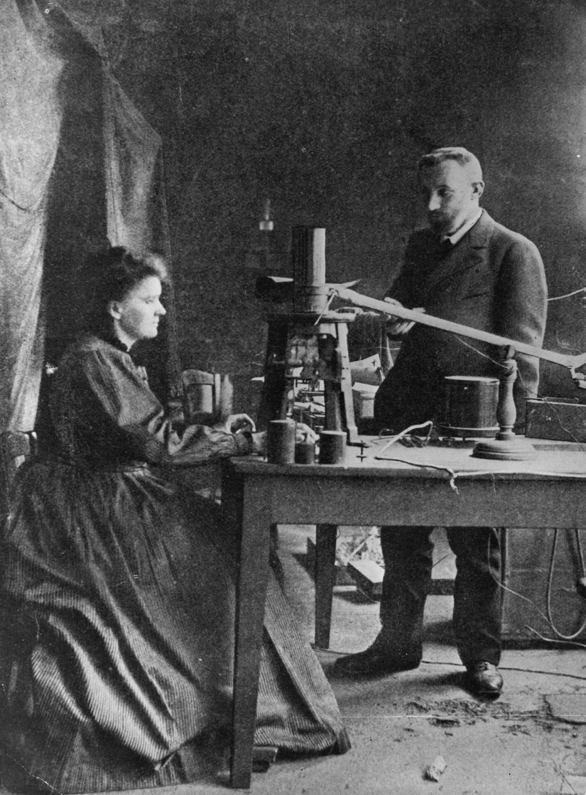 Marie Curie photo 3