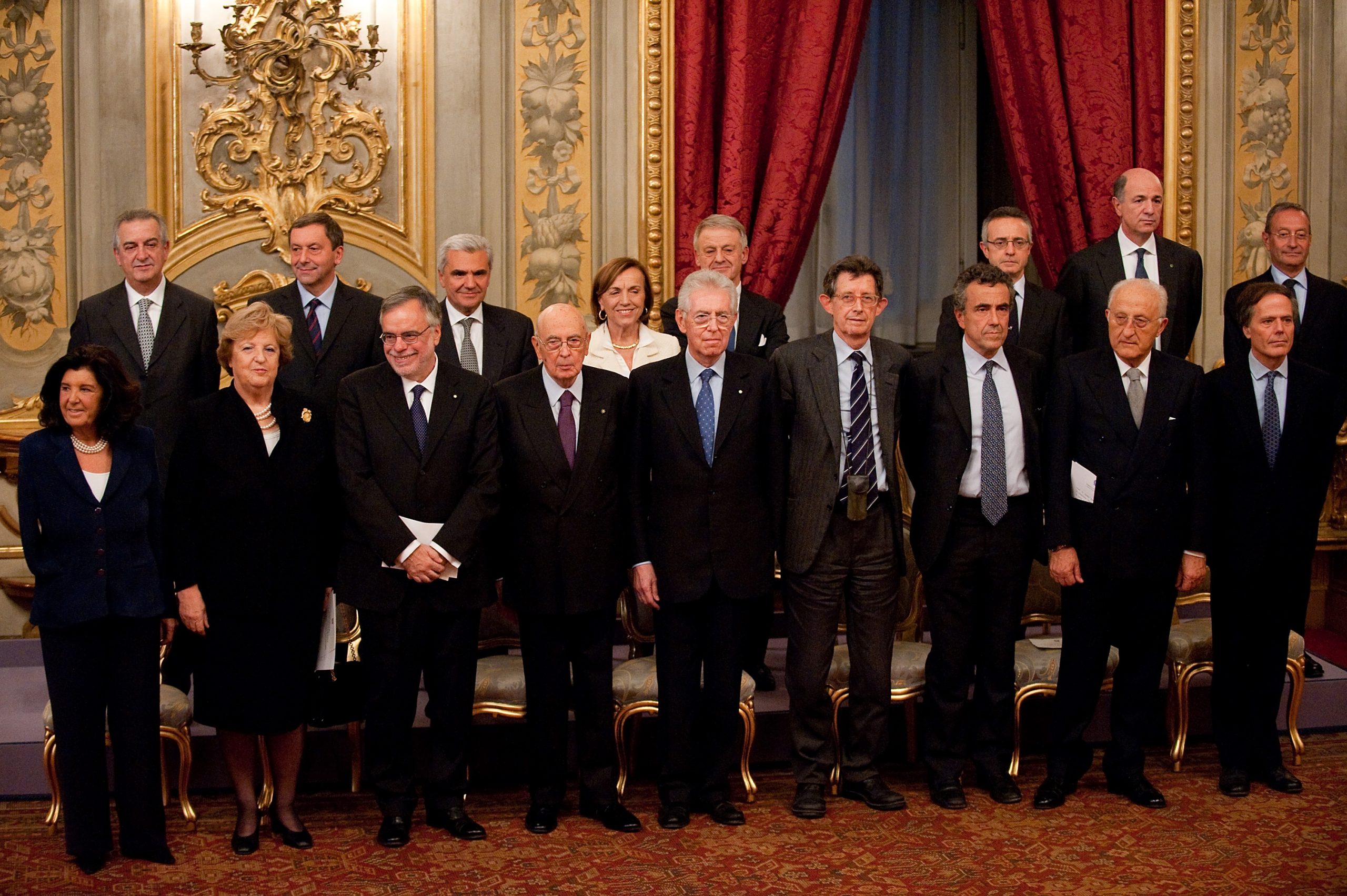Mario Monti photo