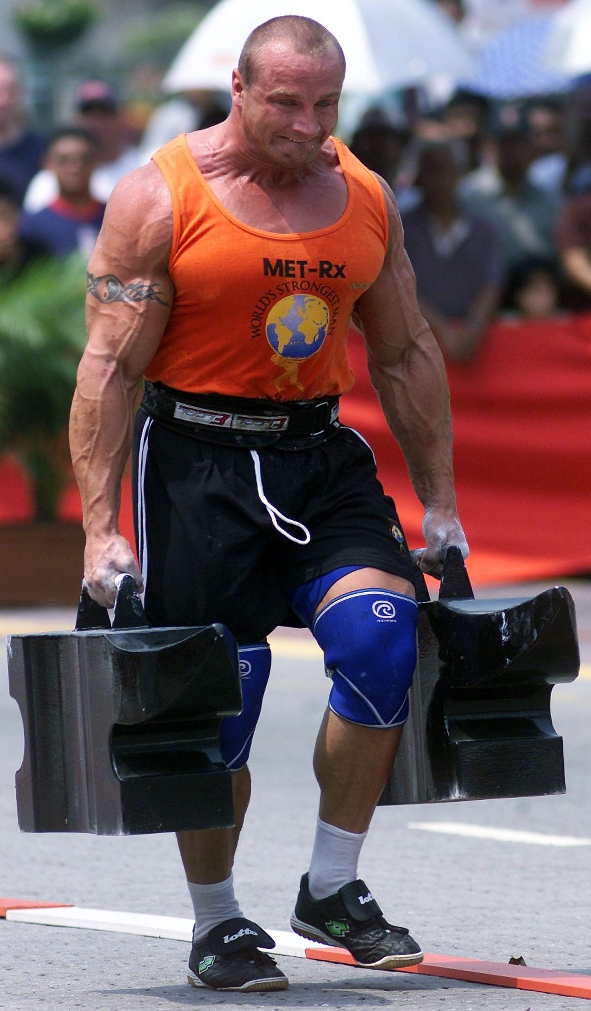 Mariusz Pudzianowski photo