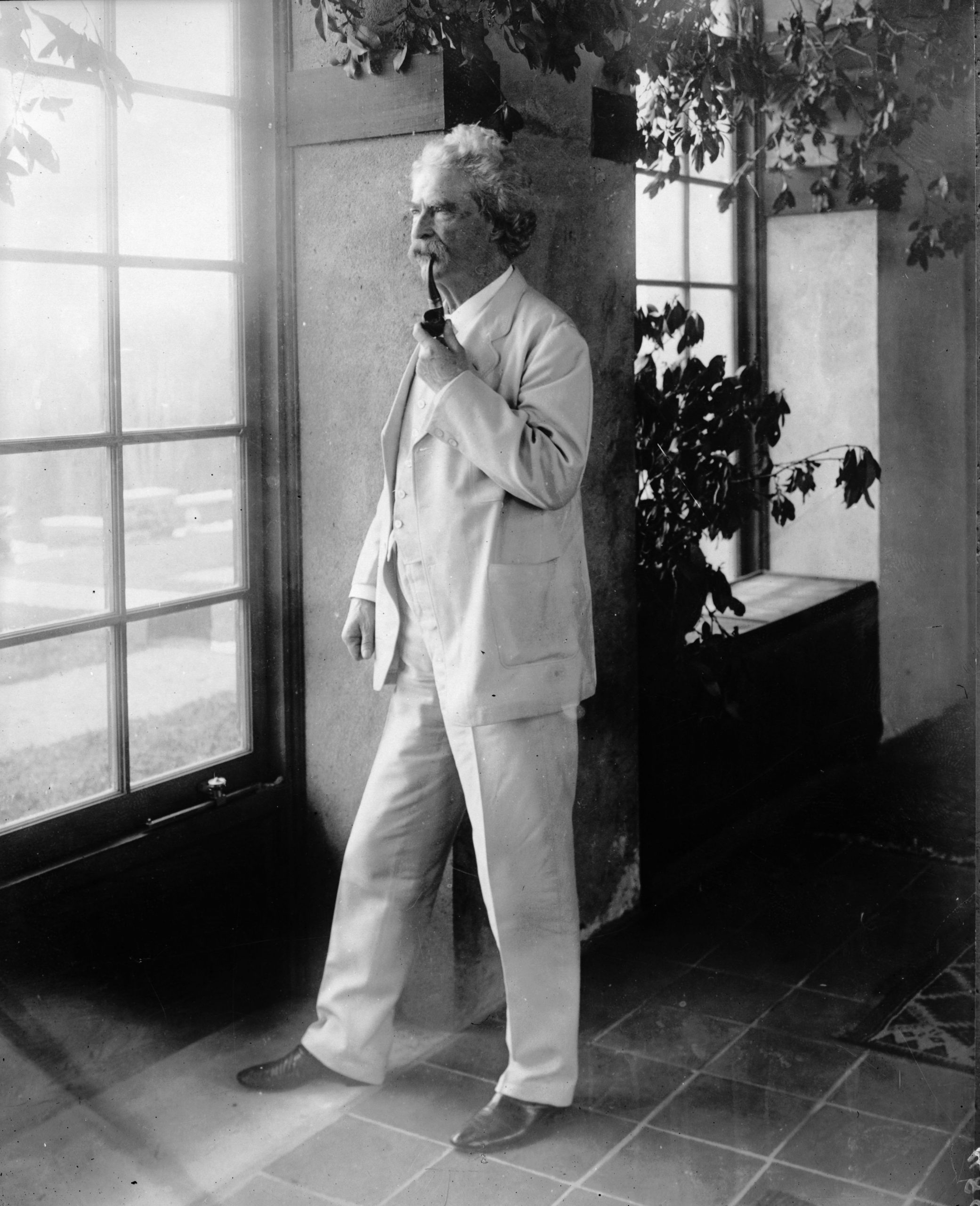 Mark Twain photo