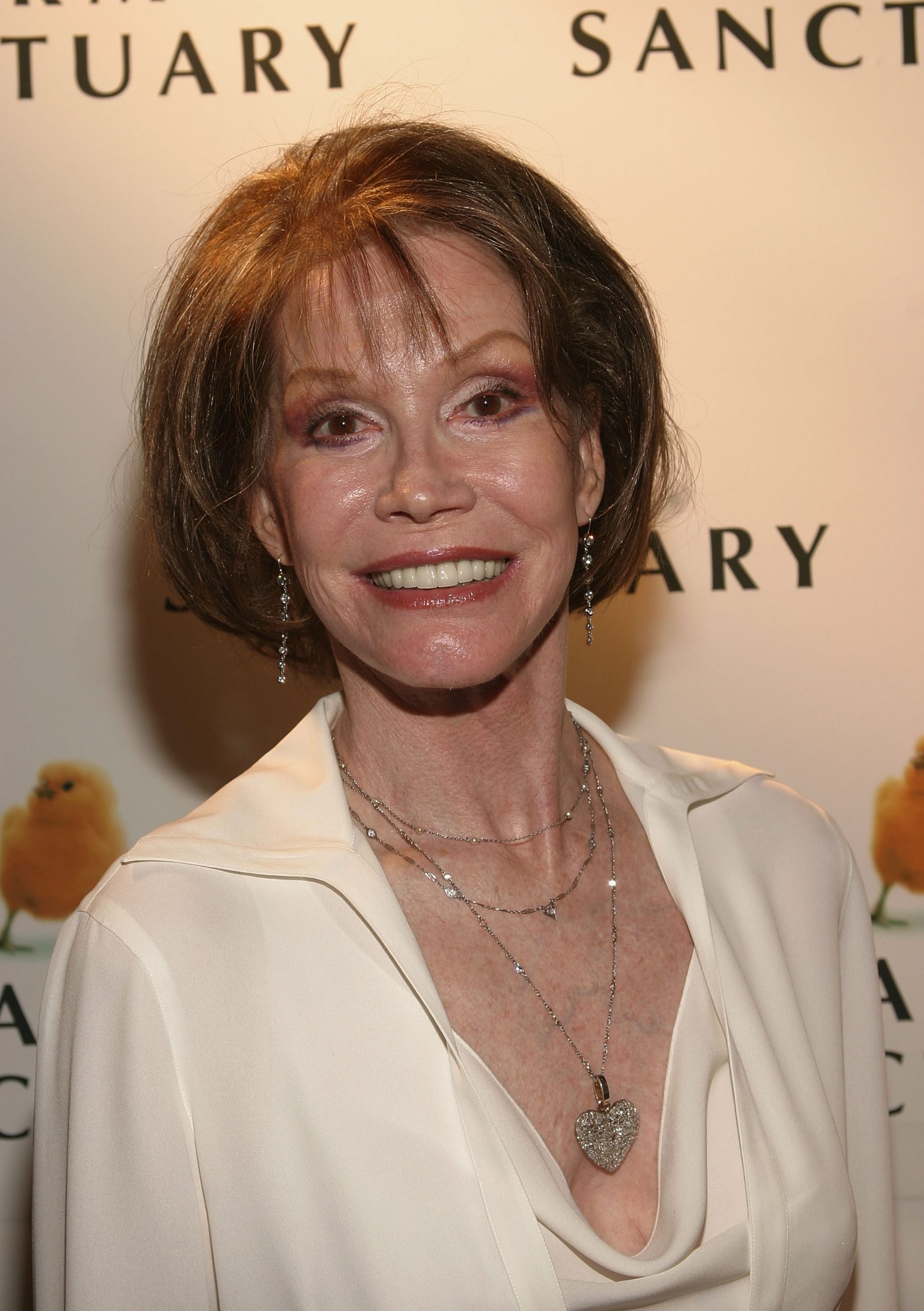 Mary Tyler Moore photo 3