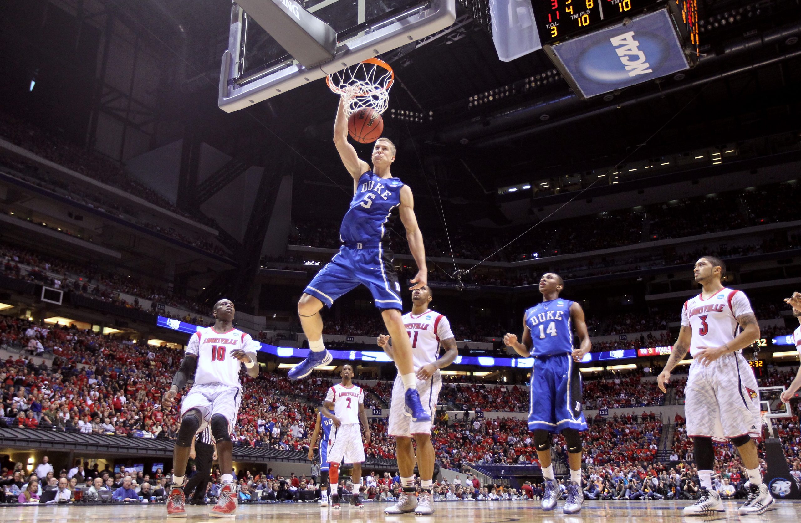 Mason Plumlee photo 3