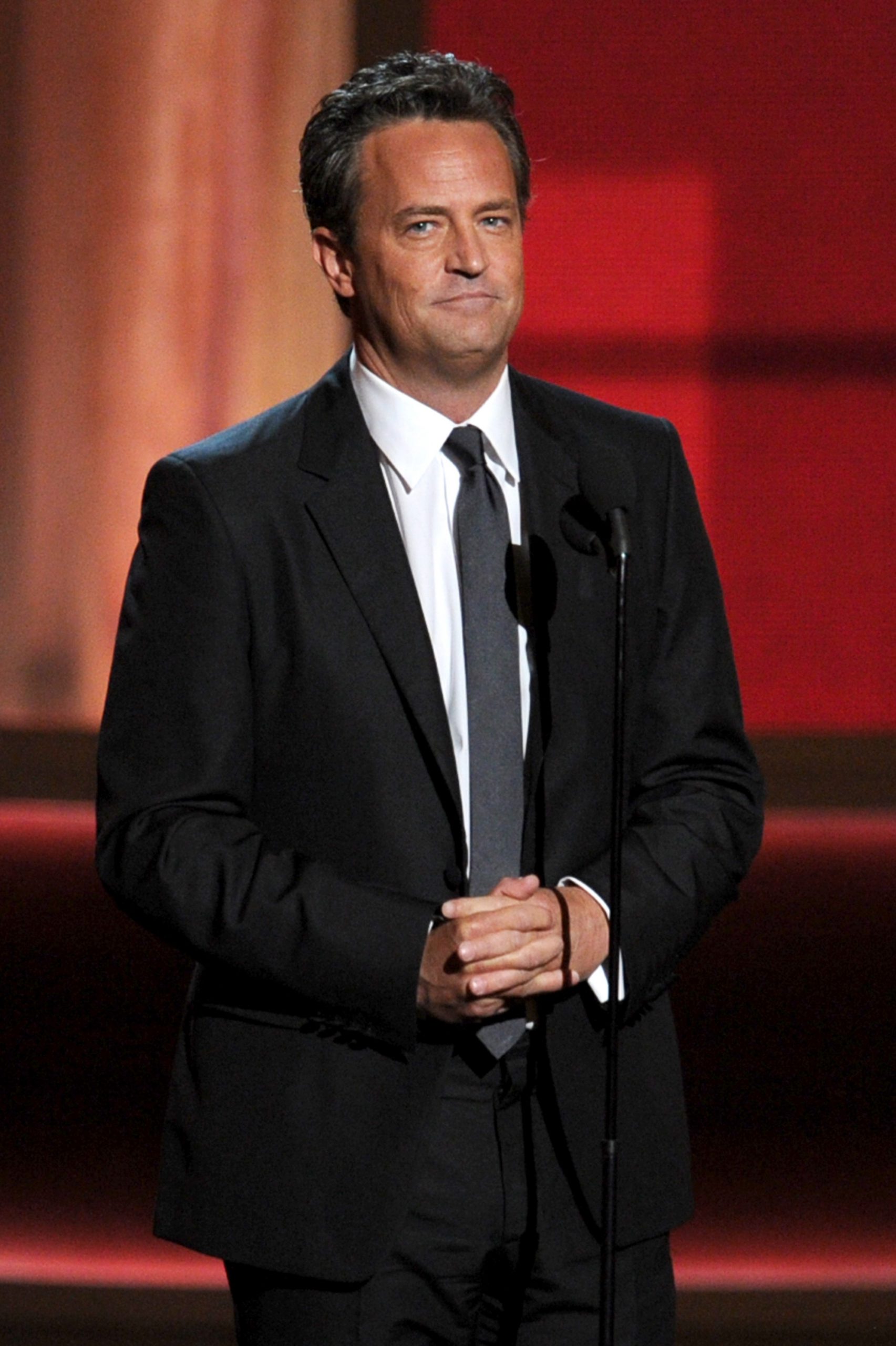 Matthew Perry photo 3