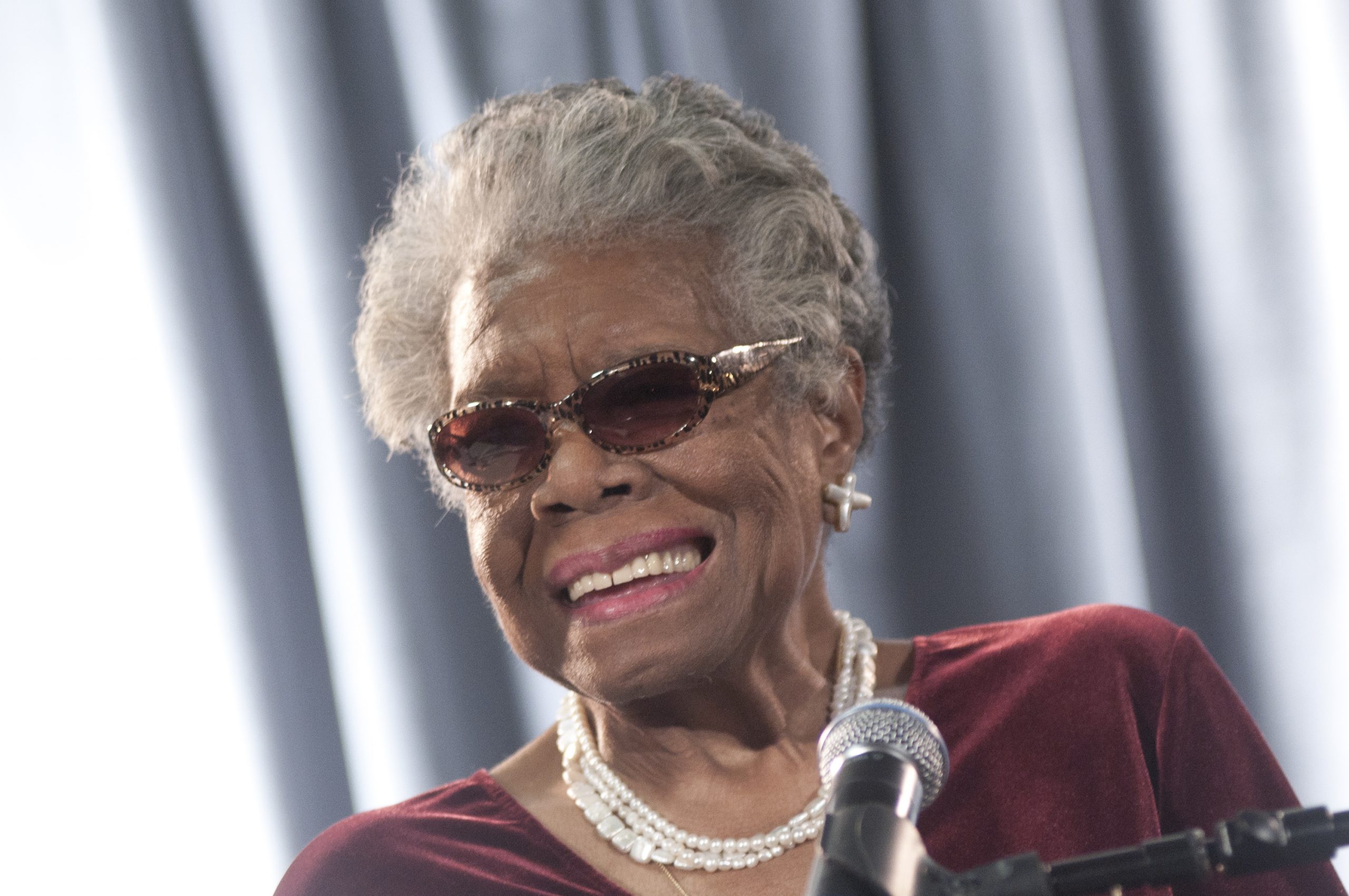 Maya Angelou photo