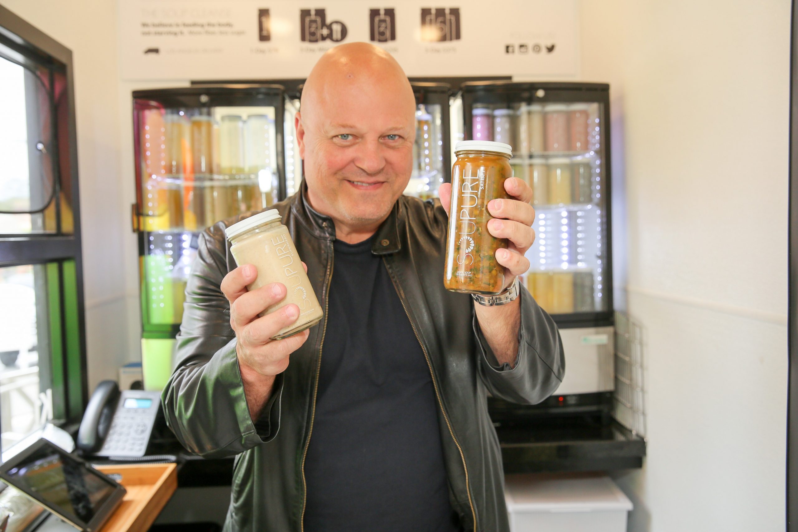 Michael Chiklis photo 3